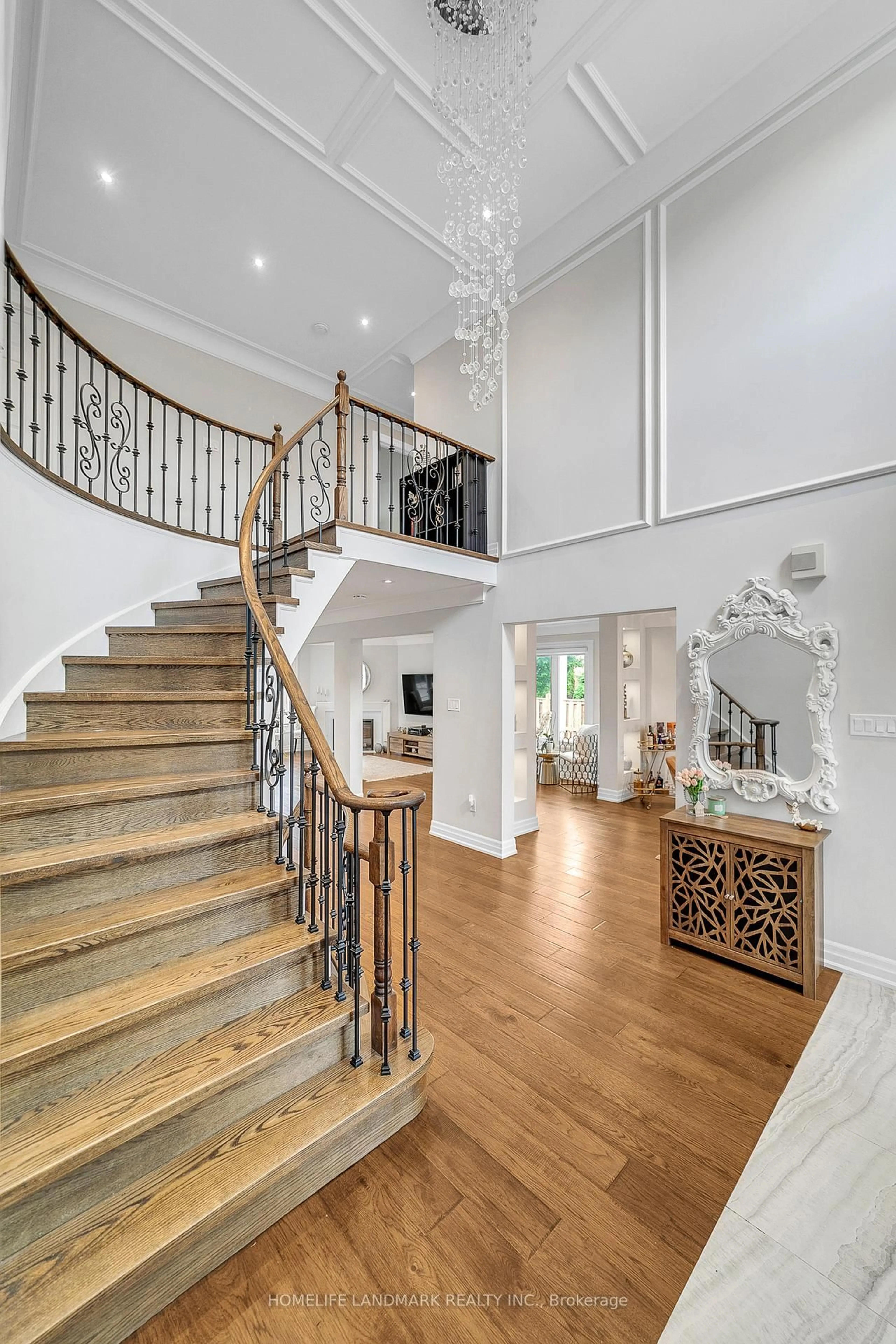 Stairs for 36 Coldstream Cres, Richmond Hill Ontario L4S 1E5