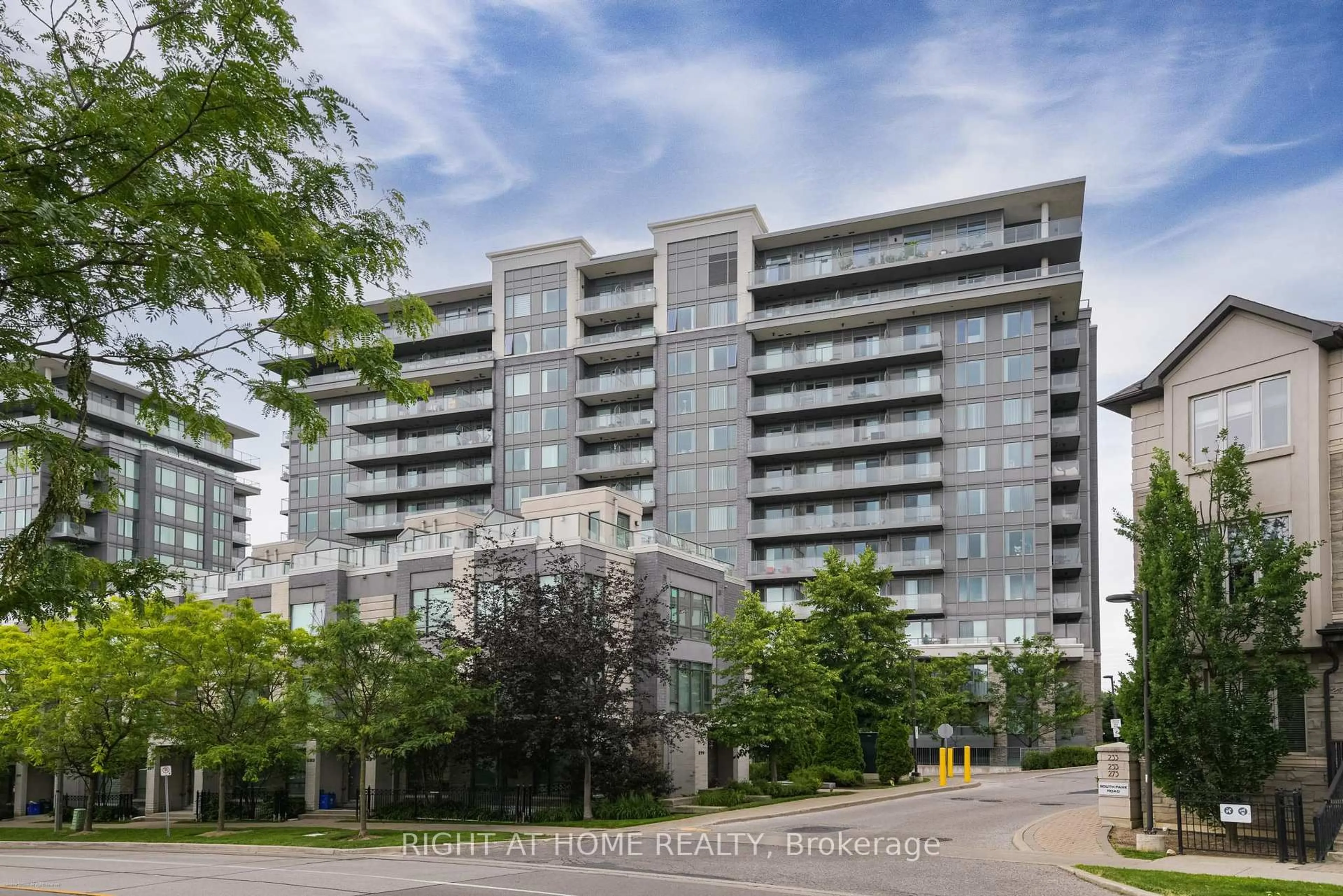 A pic from outside/outdoor area/front of a property/back of a property/a pic from drone, unknown for 277 South Park Rd #115, Markham Ontario L3T 0B7