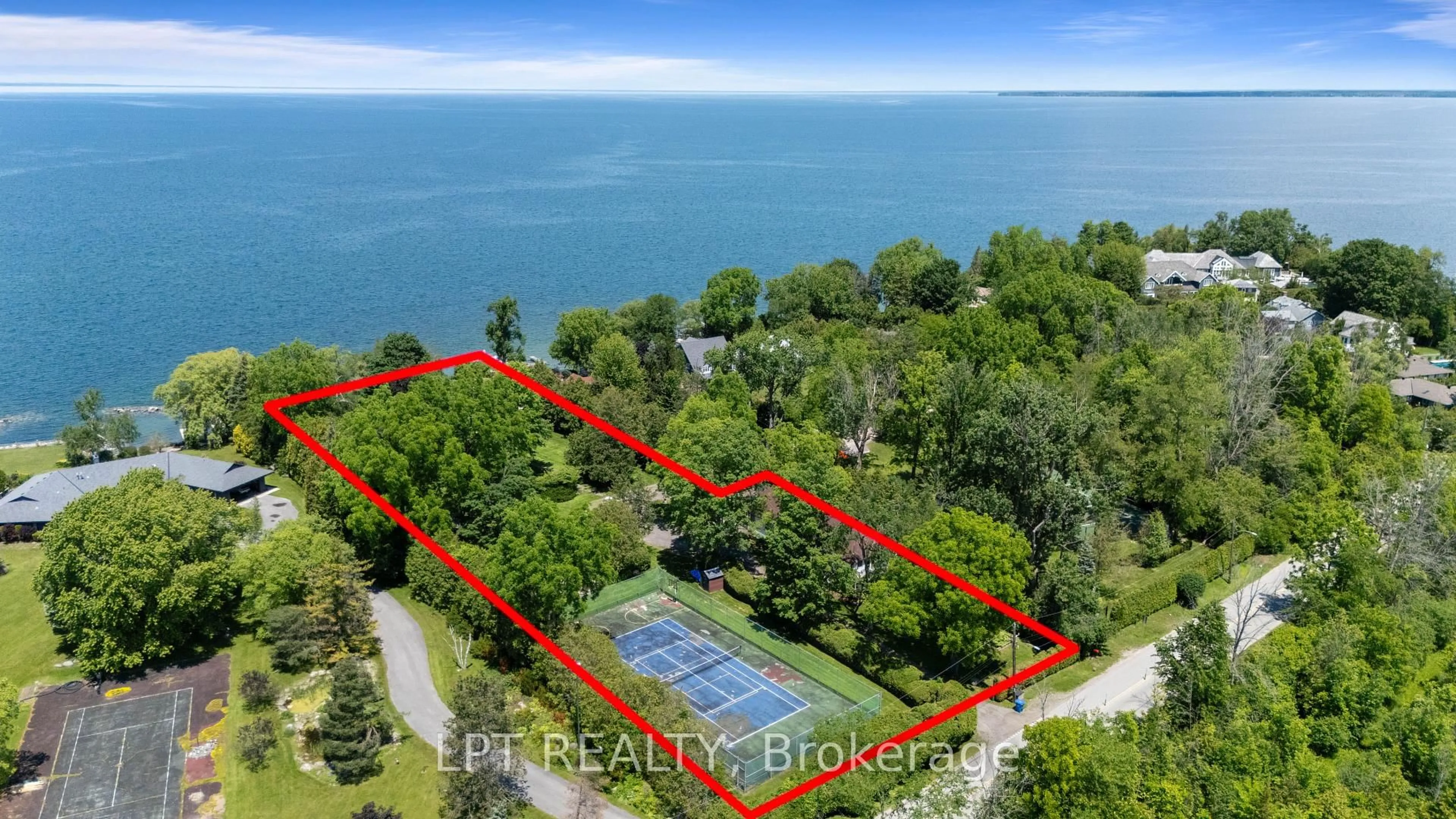 A pic from outside/outdoor area/front of a property/back of a property/a pic from drone, water/lake/river/ocean view for 678 Lake Dr, Georgina Ontario L0E 1S0