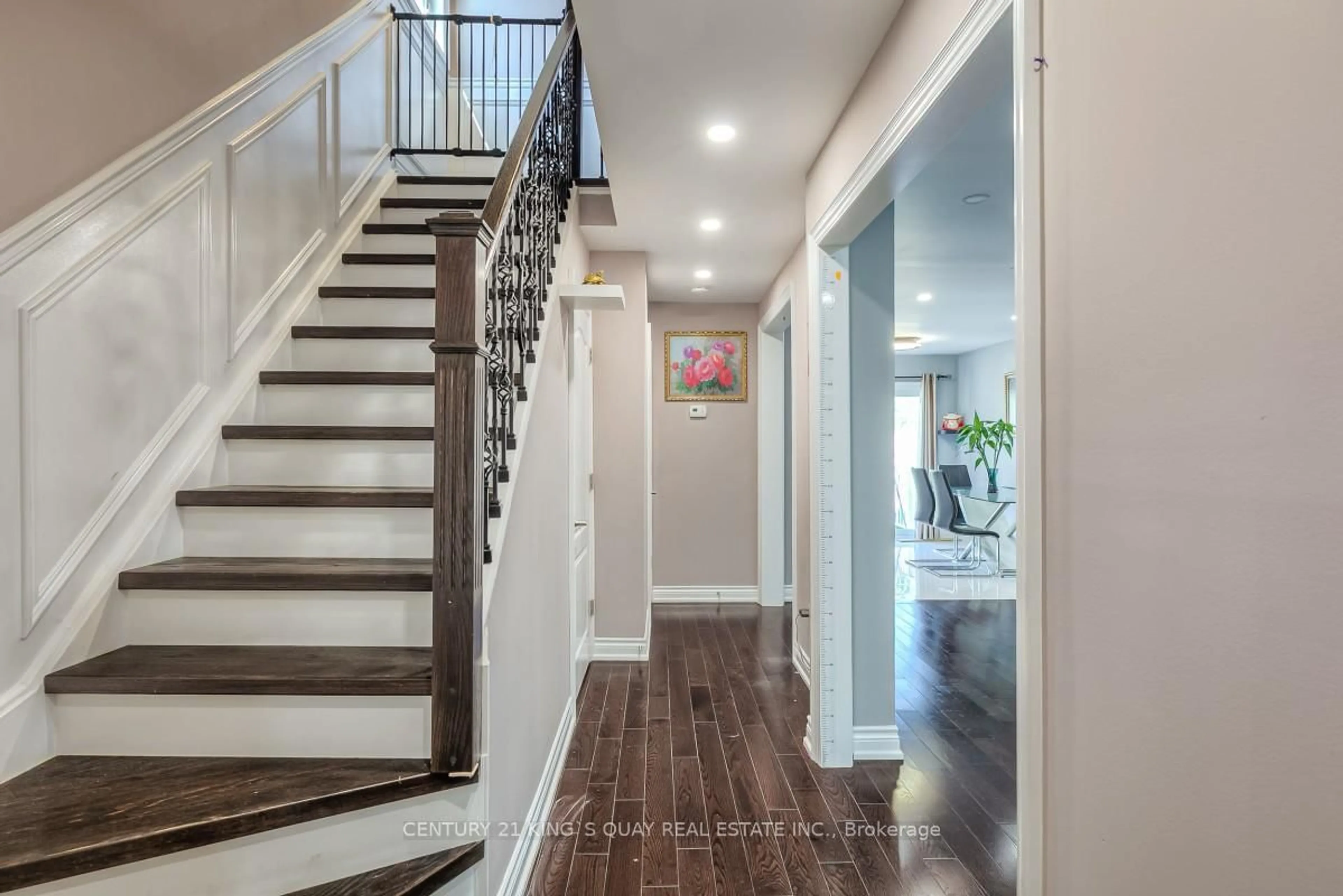 Indoor entryway for 62 Stather Cres, Markham Ontario L3S 1C4