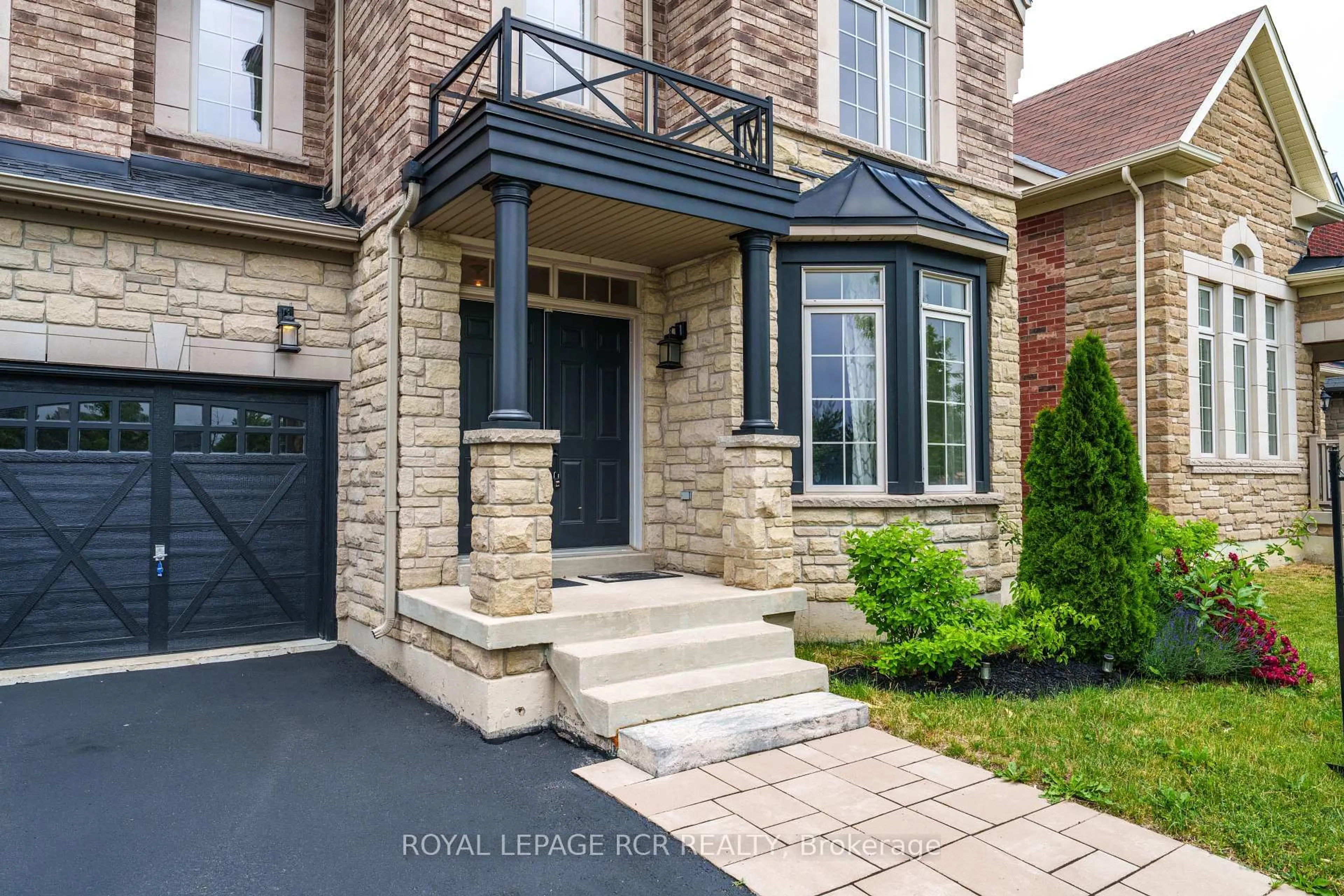 Home with brick exterior material, street for 30 Augustine Ave, Richmond Hill Ontario L4E 4X6