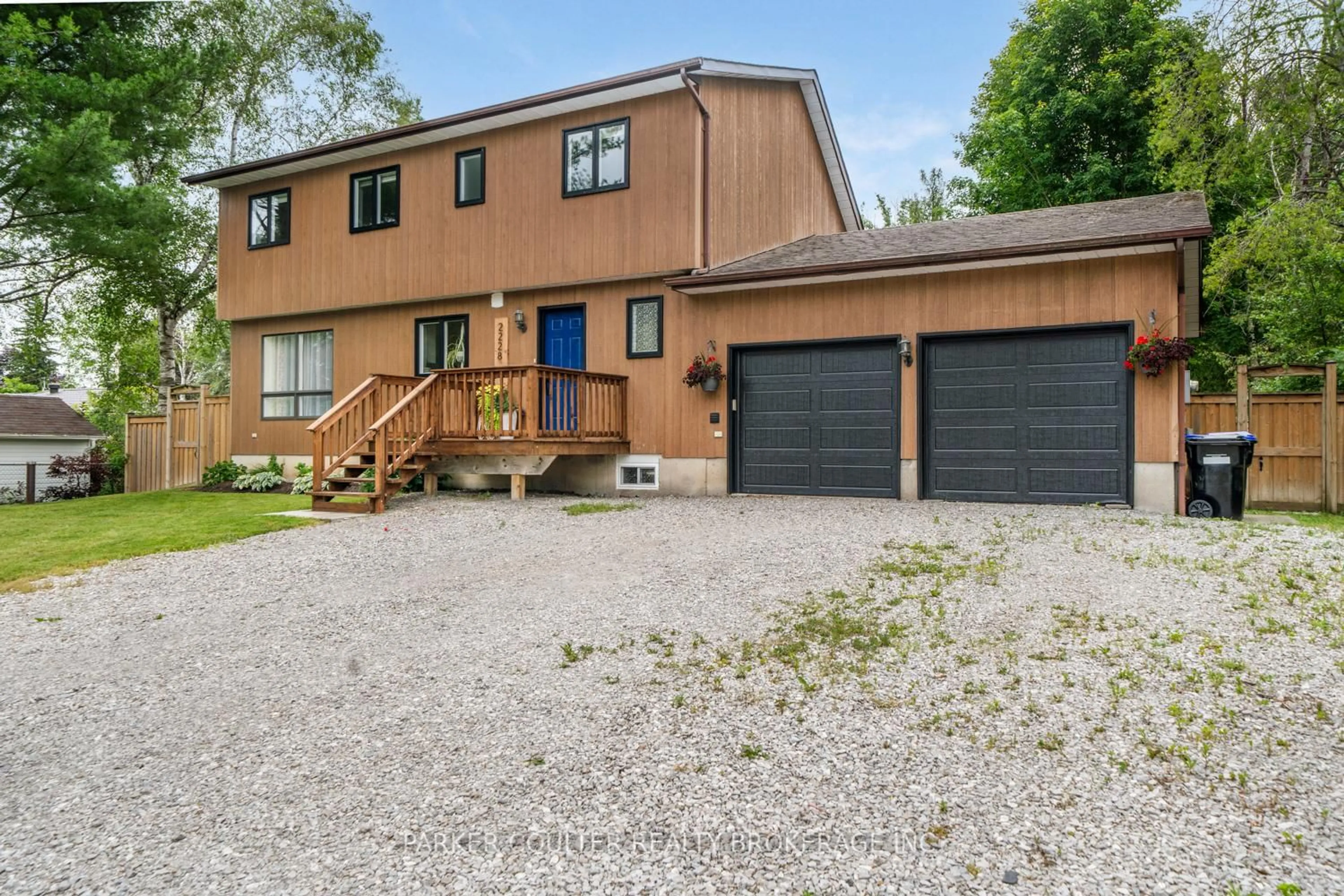 A pic from outside/outdoor area/front of a property/back of a property/a pic from drone, street for 2228 Margs Lane, Innisfil Ontario L9S 2E2