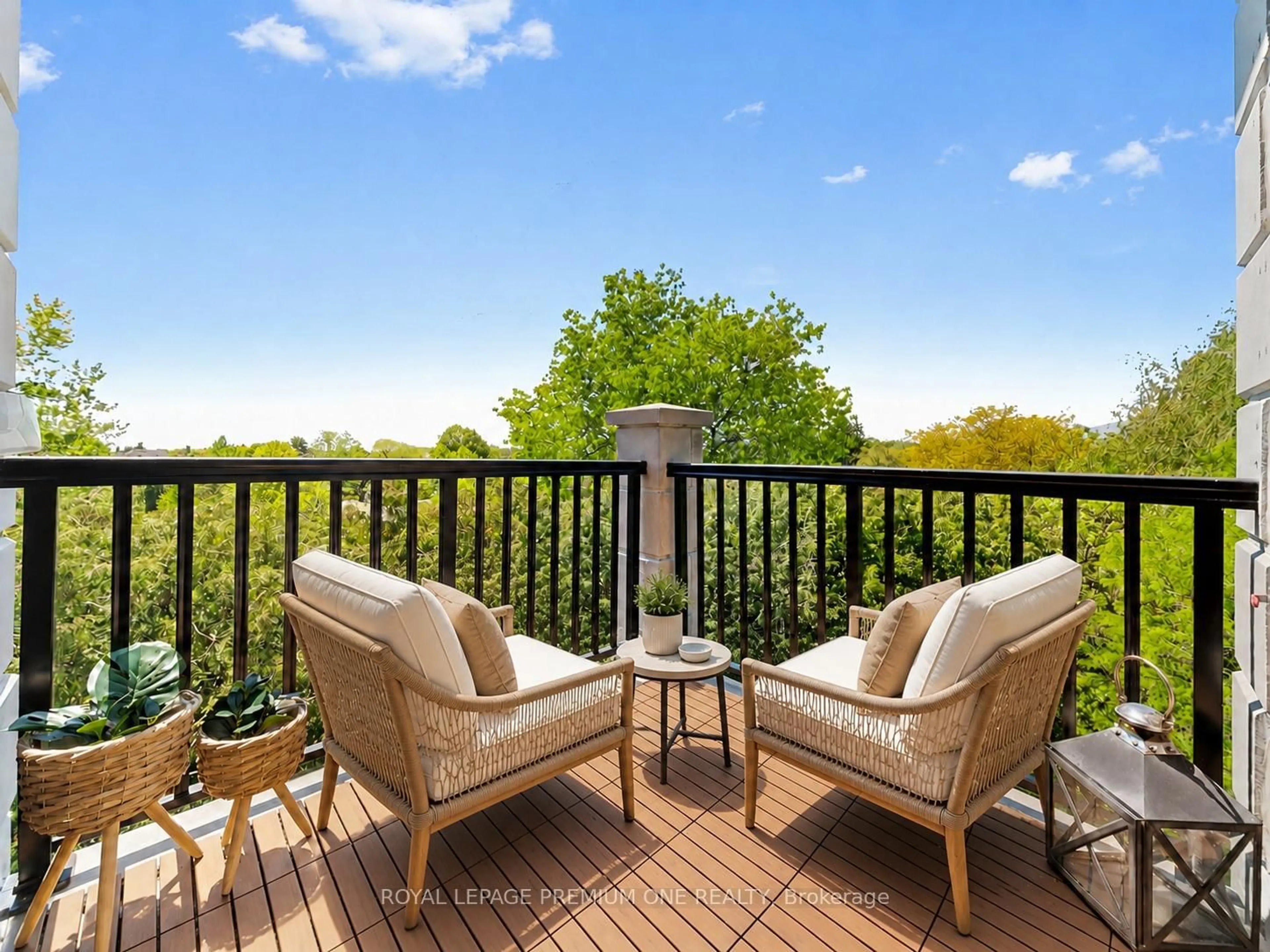 Patio, water/lake/river/ocean view for 10360 Islington Ave #303, Vaughan Ontario L0J 1C0