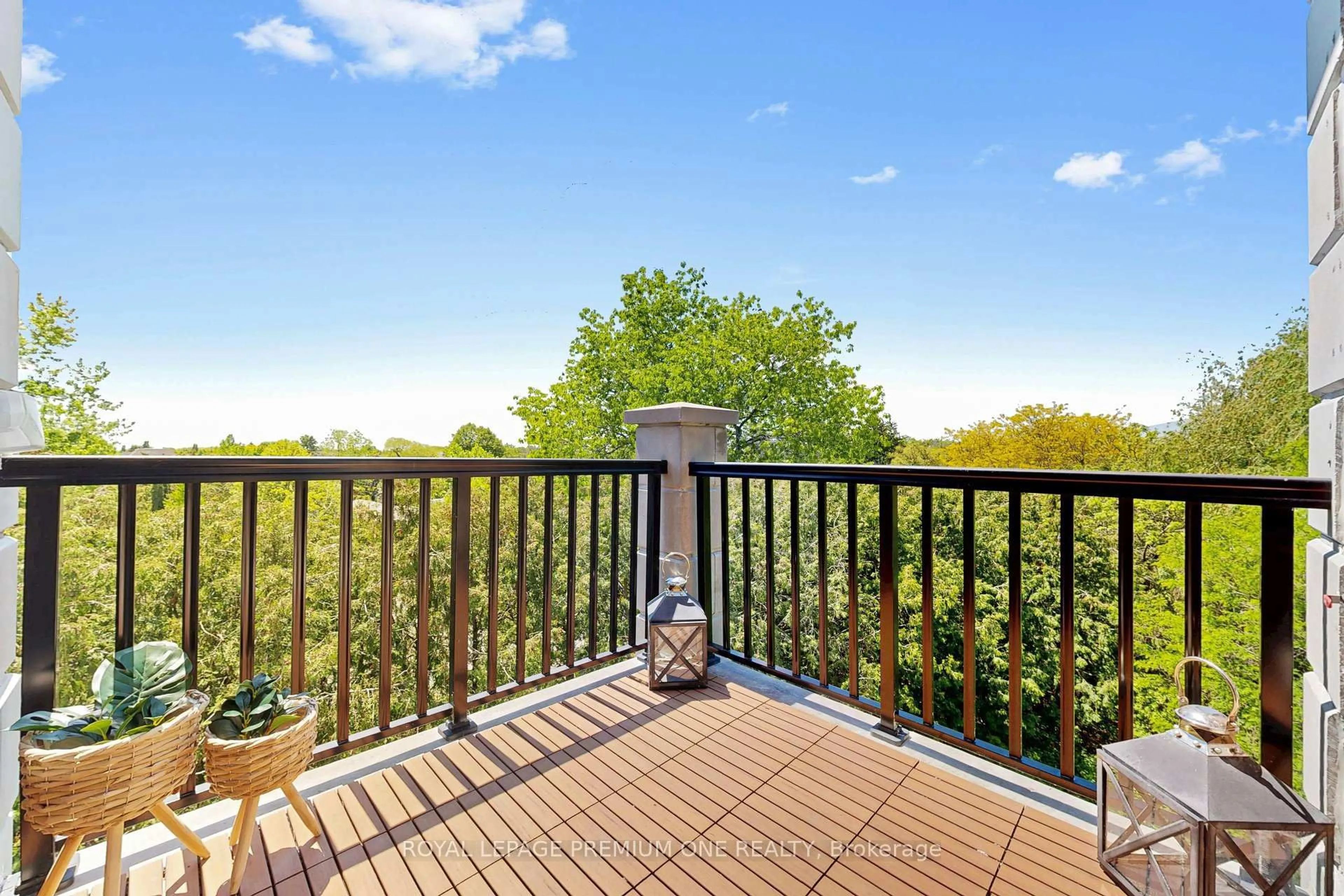 Patio, water/lake/river/ocean view for 10360 Islington Ave #303, Vaughan Ontario L0J 1C0