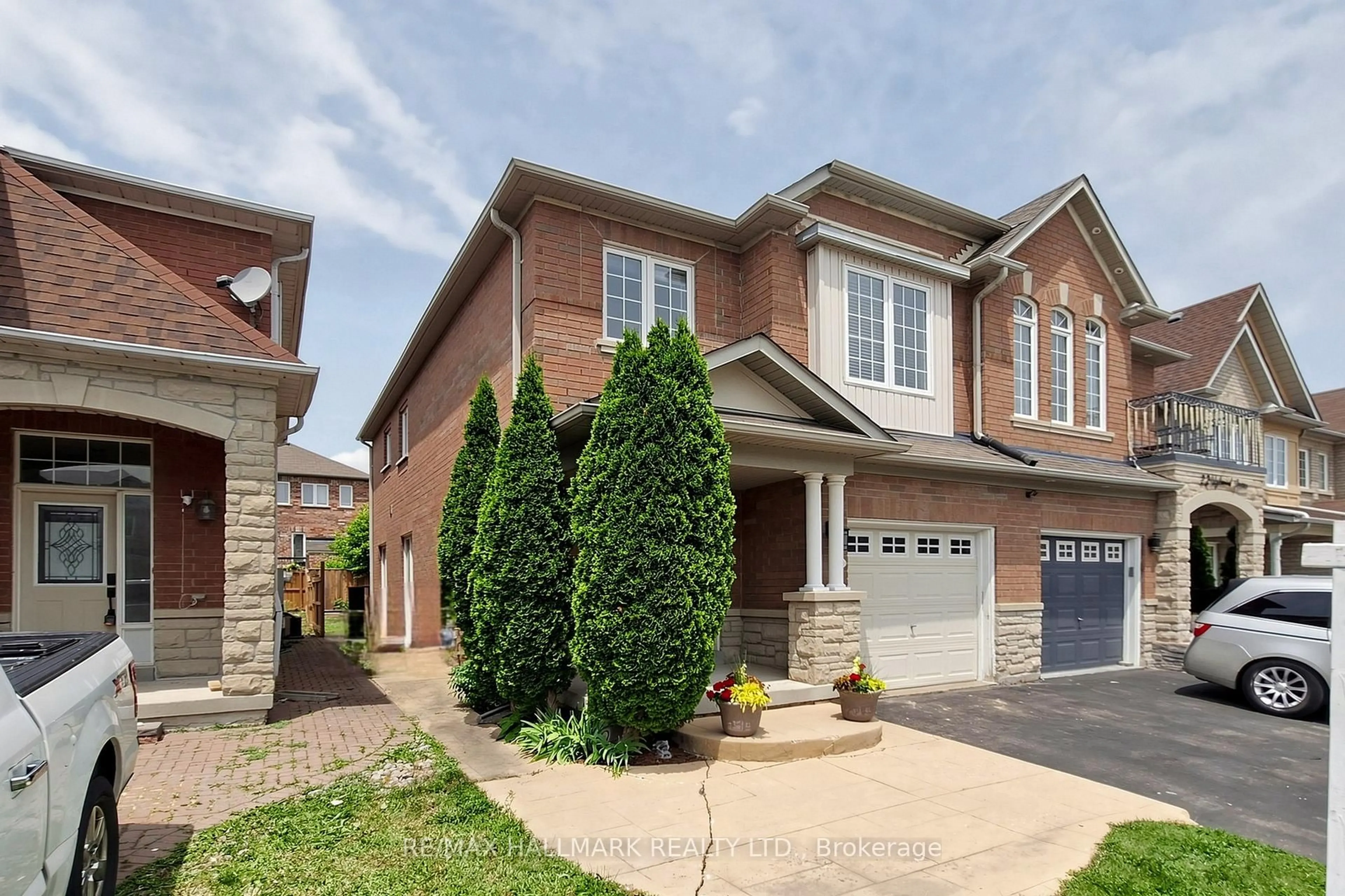 Home with brick exterior material, street for 24 Idyllwood Ave, Richmond Hill Ontario L4S 2P4