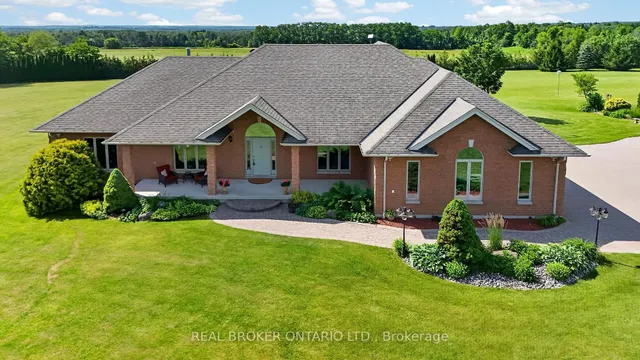 3421 Cole Rd, East Gwillimbury 2
