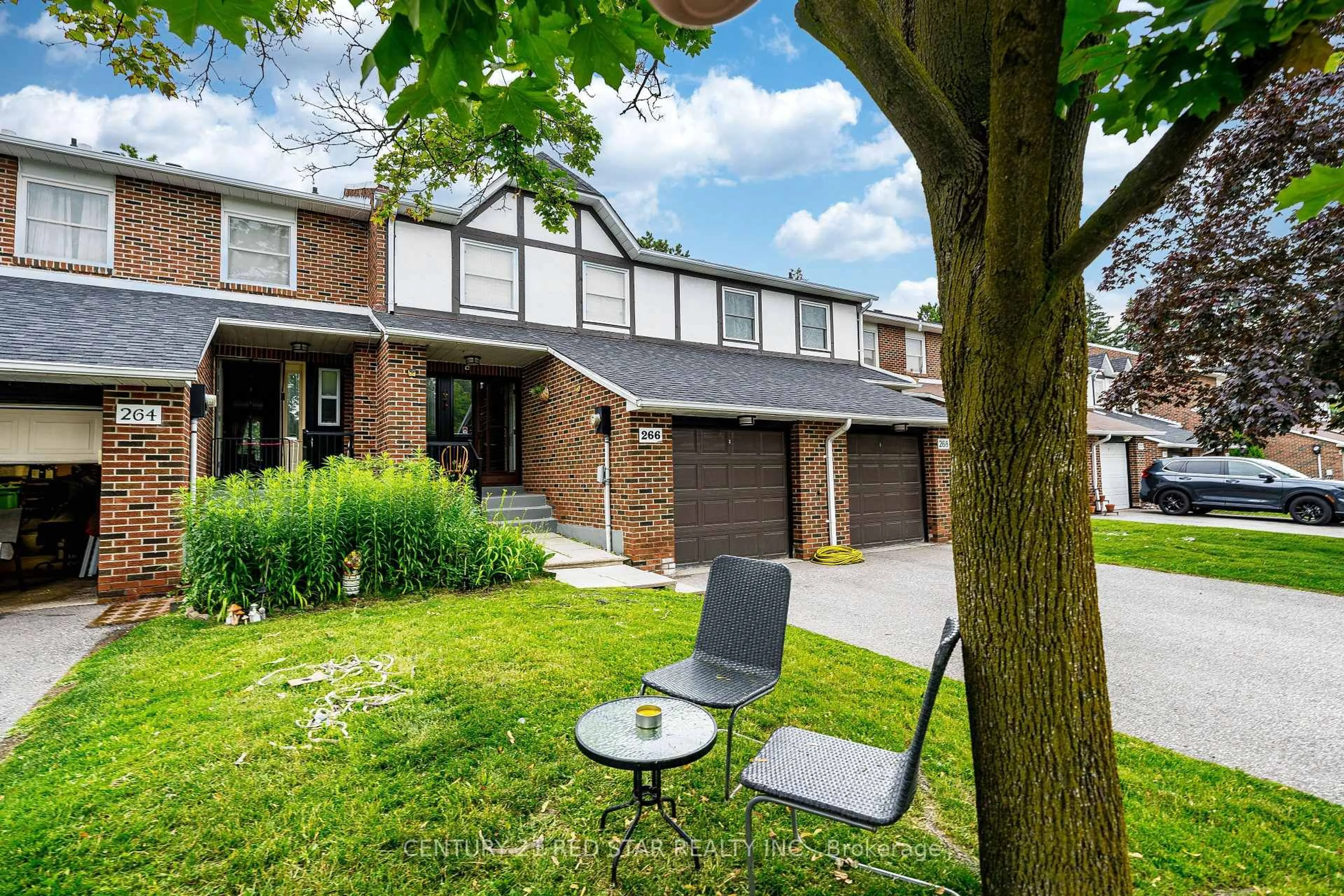 Home with brick exterior material, street for 266 Simonston Blvd, Markham Ontario L3T 4T5