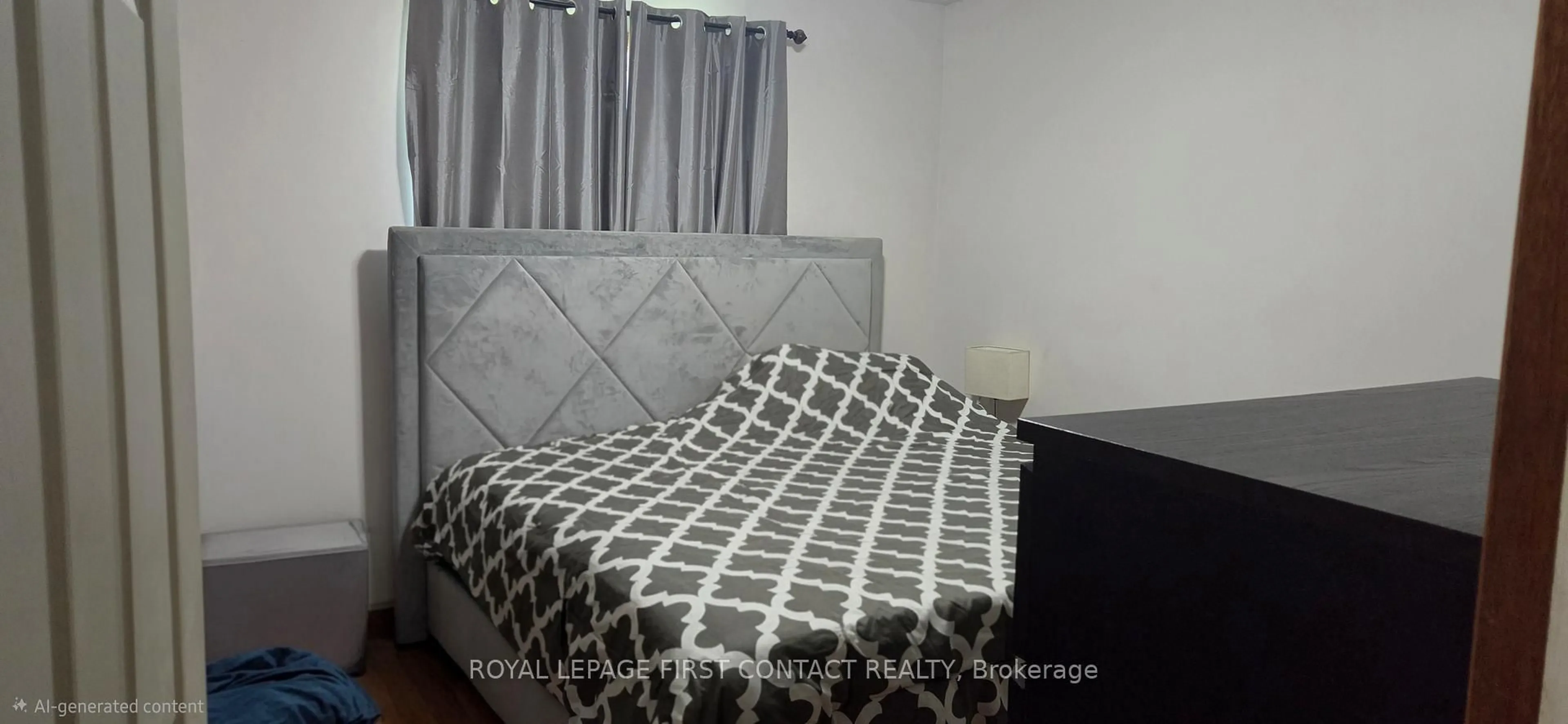 Bedroom with bed, unknown for 5 Elizabeth St, Innisfil Ontario L0L 1L0