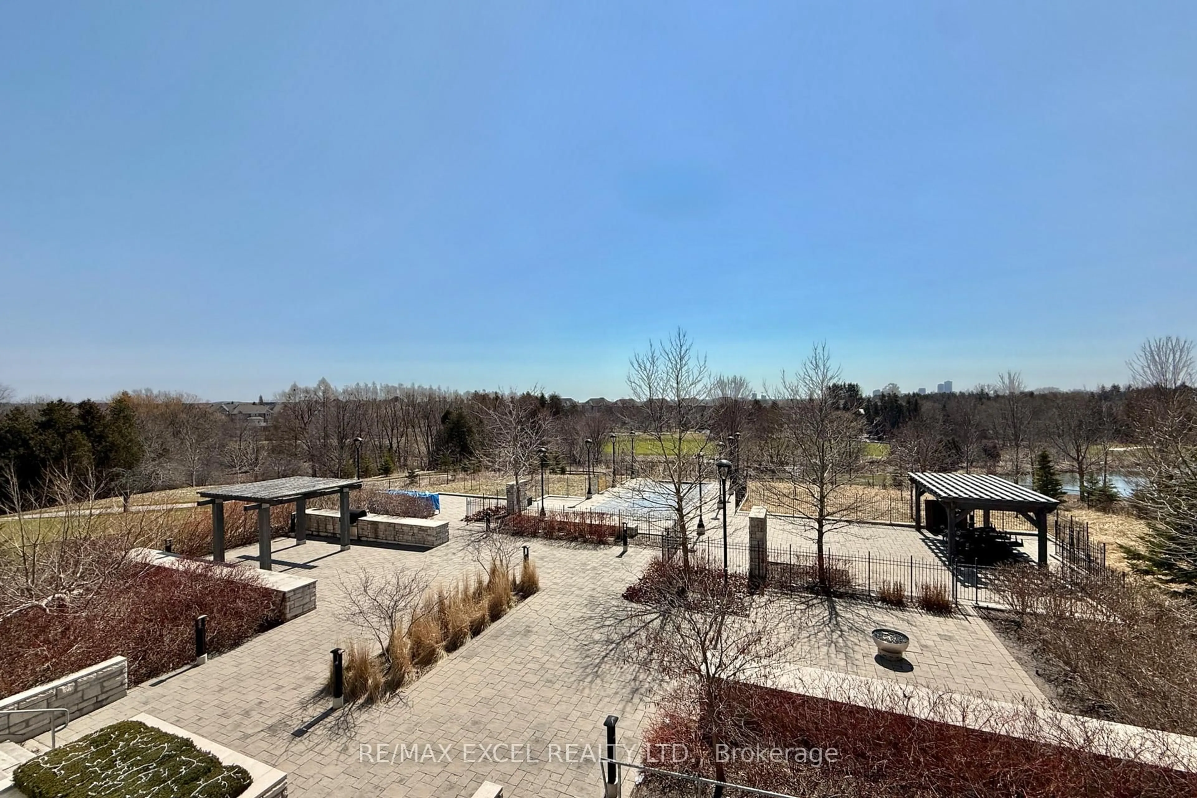 A pic from outside/outdoor area/front of a property/back of a property/a pic from drone, unknown for 9 Stollery Pond Cres #208, Markham Ontario L6C 1K4