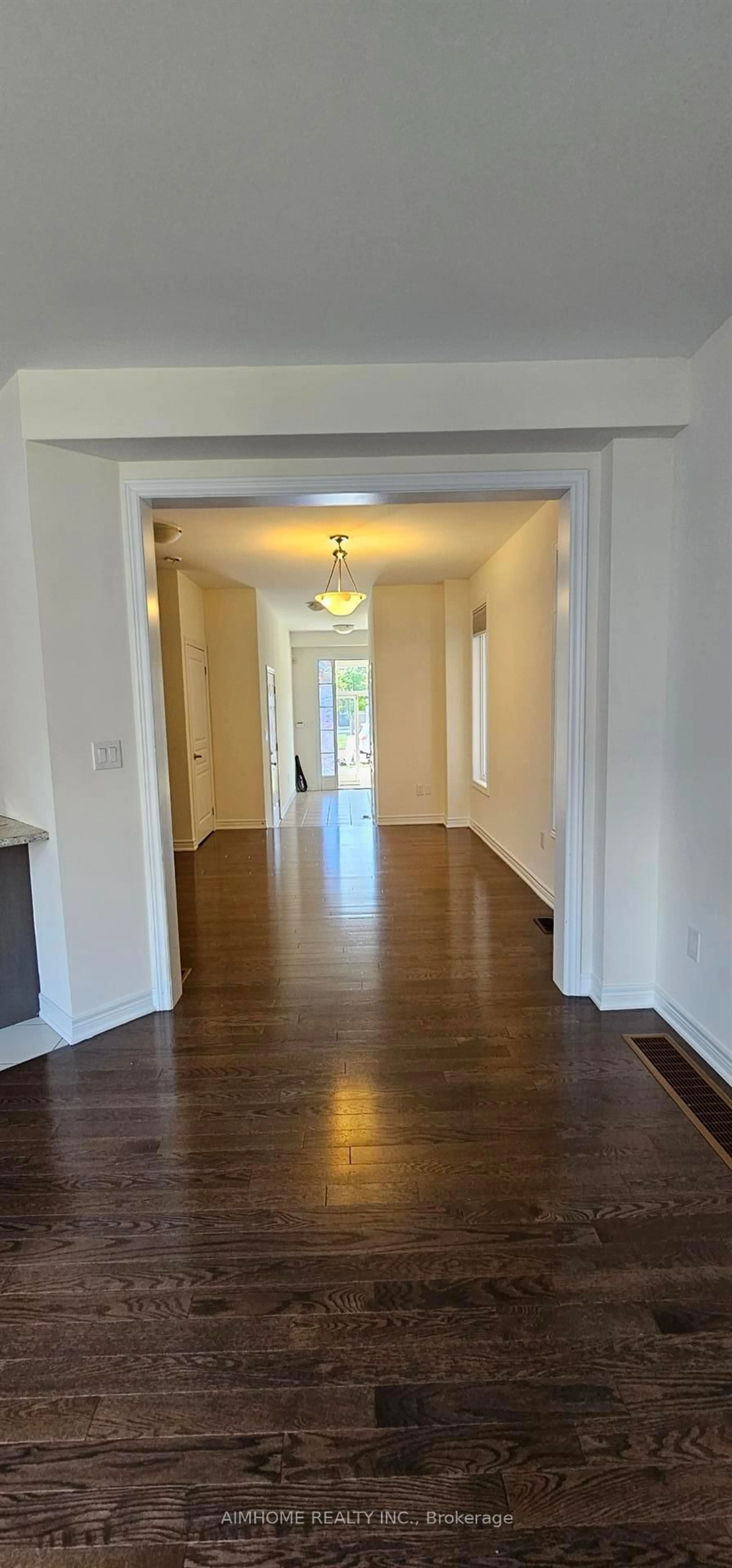 Indoor entryway for 124 Wilfred Murison Ave, Markham Ontario L6C 0S9