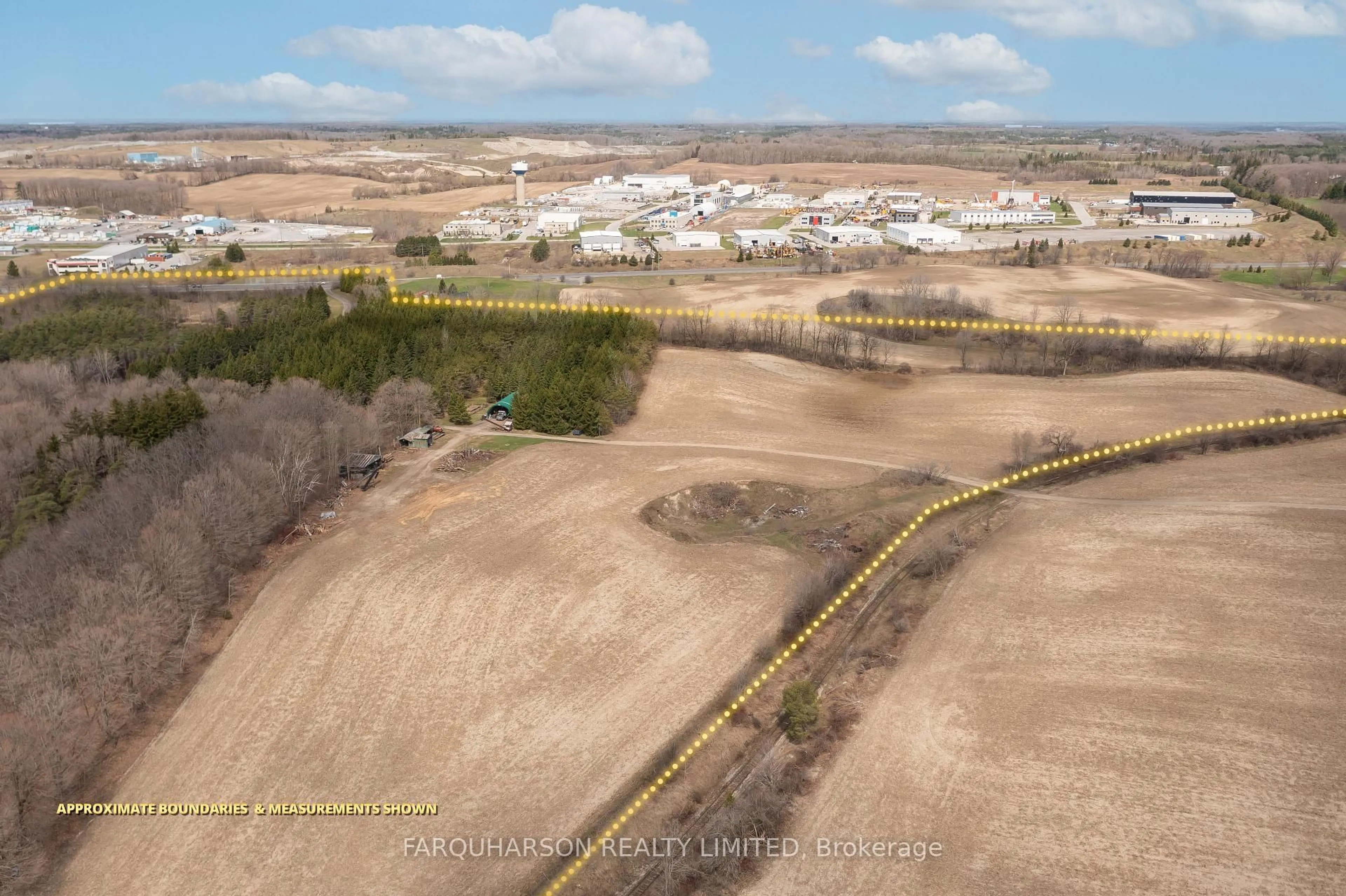 A pic from outside/outdoor area/front of a property/back of a property/a pic from drone, street for 159 Highway 47 Highway, Uxbridge Ontario L9P 0C7