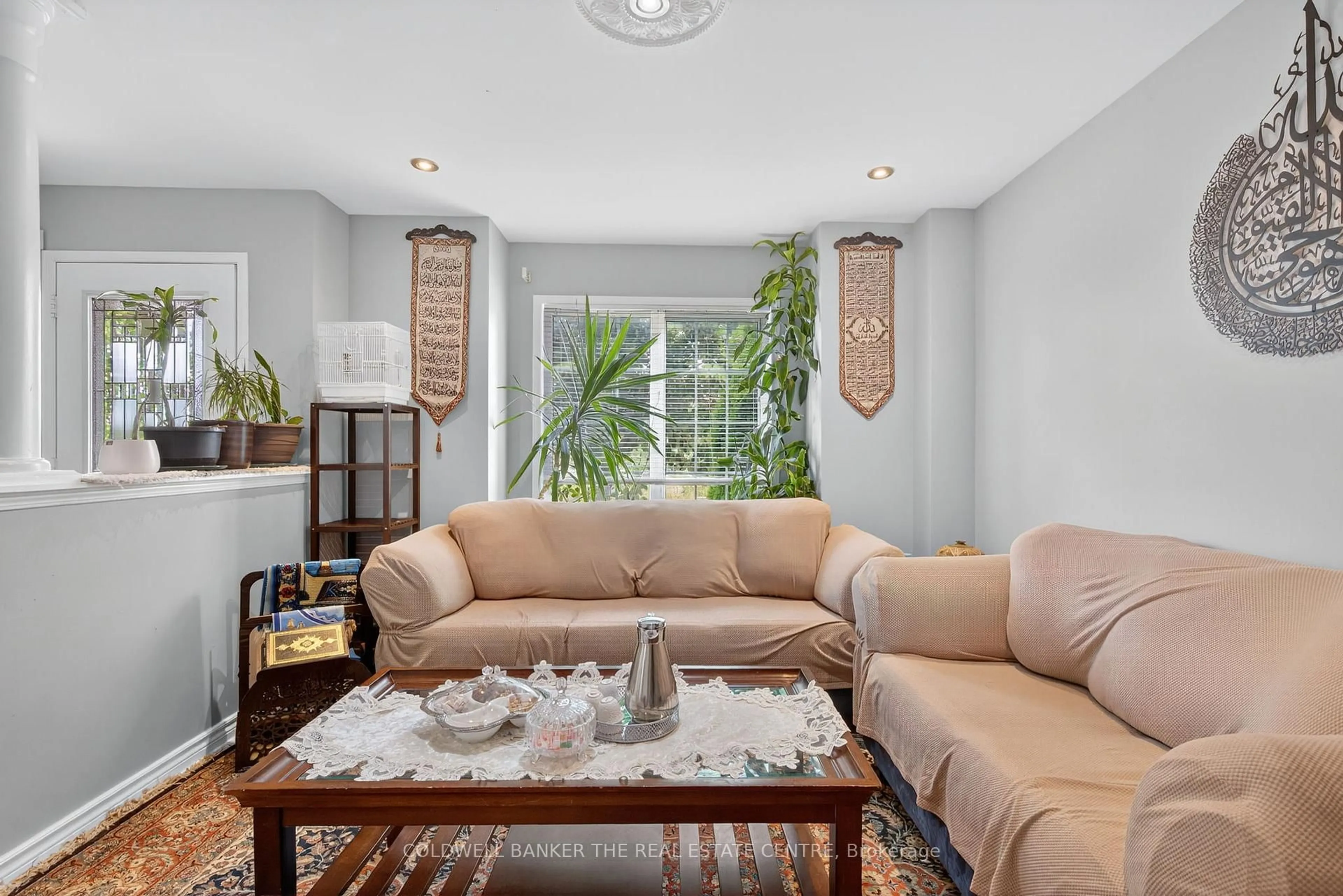 Living room with furniture, unknown for 248 Walkerville Rd, Markham Ontario L6B 1C6