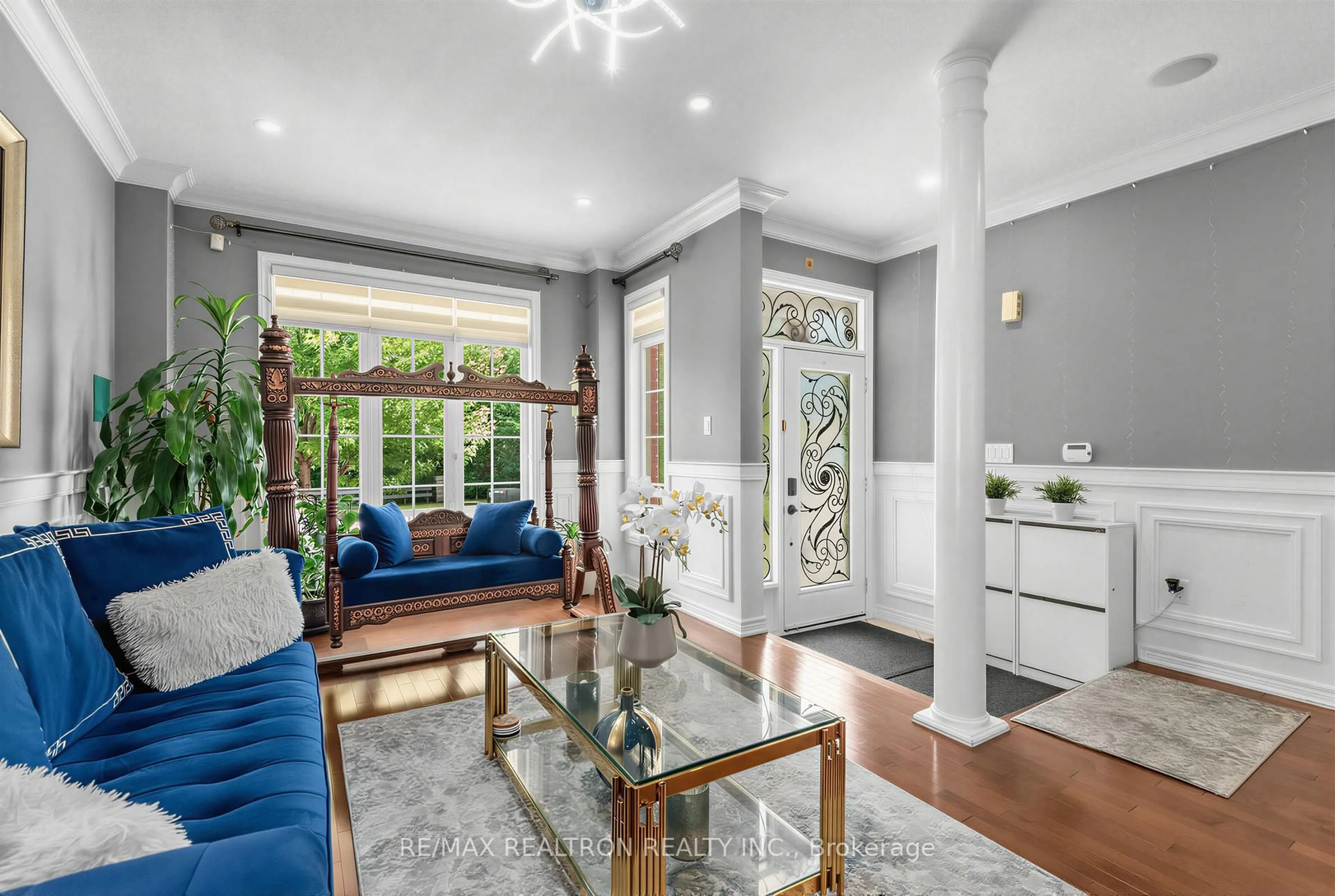 Living room with furniture, unknown for 78 Oakborough Dr, Markham Ontario L6B 0H4
