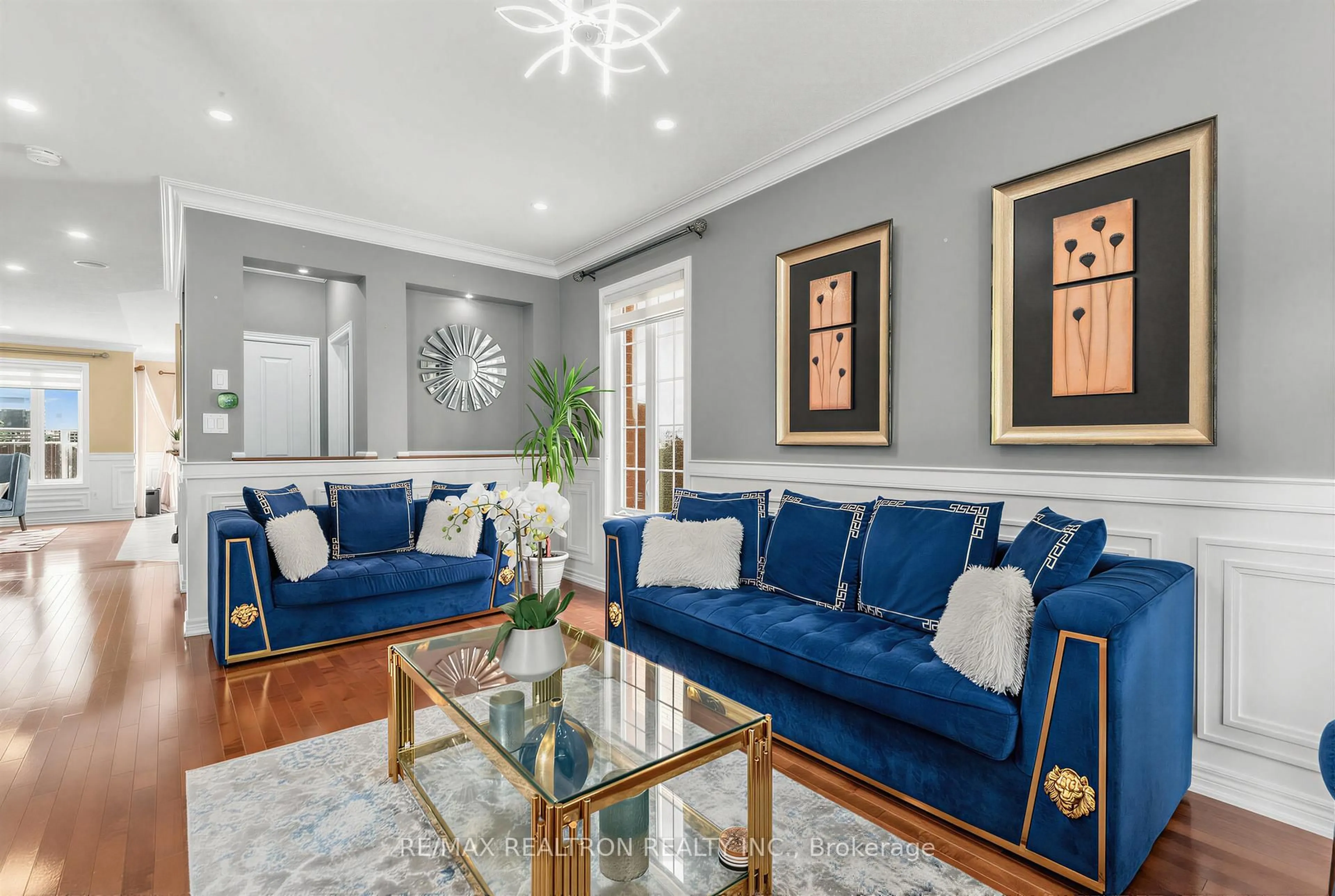 Living room with furniture, unknown for 78 Oakborough Dr, Markham Ontario L6B 0H4