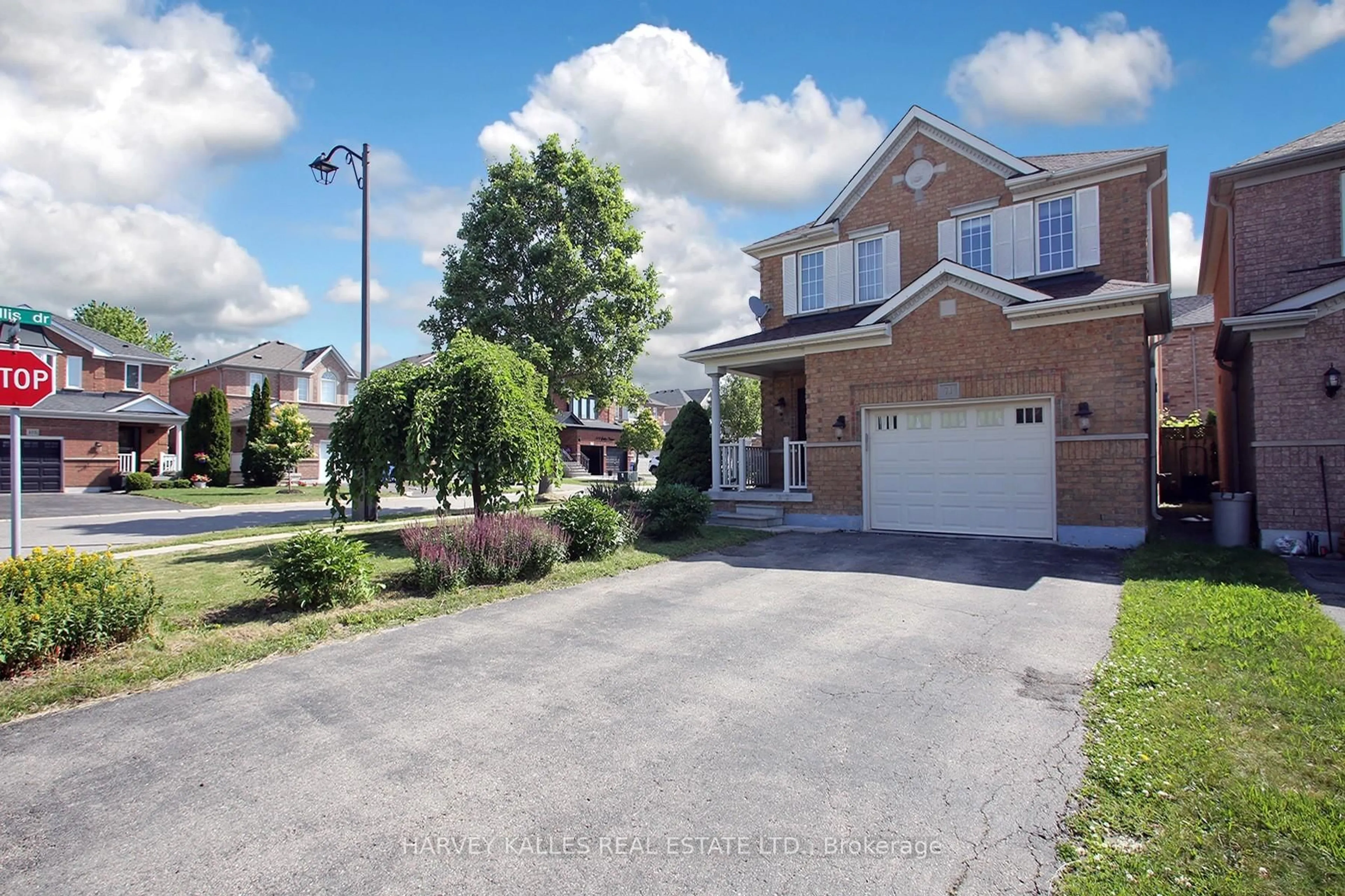 Unknown for 71 Mcnally Way, Aurora Ontario L4G 7V2