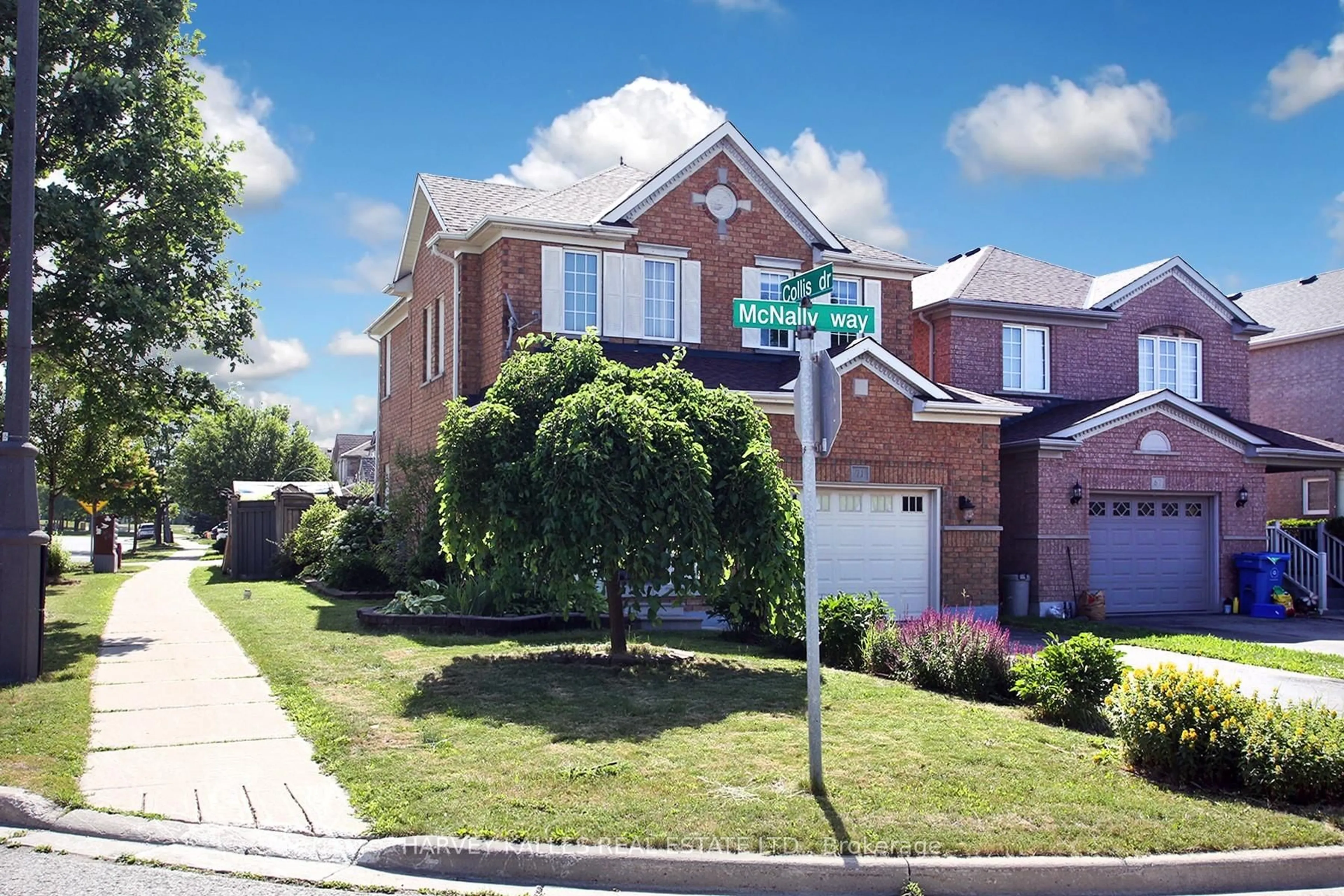 Home with brick exterior material, street for 71 Mcnally Way, Aurora Ontario L4G 7V2