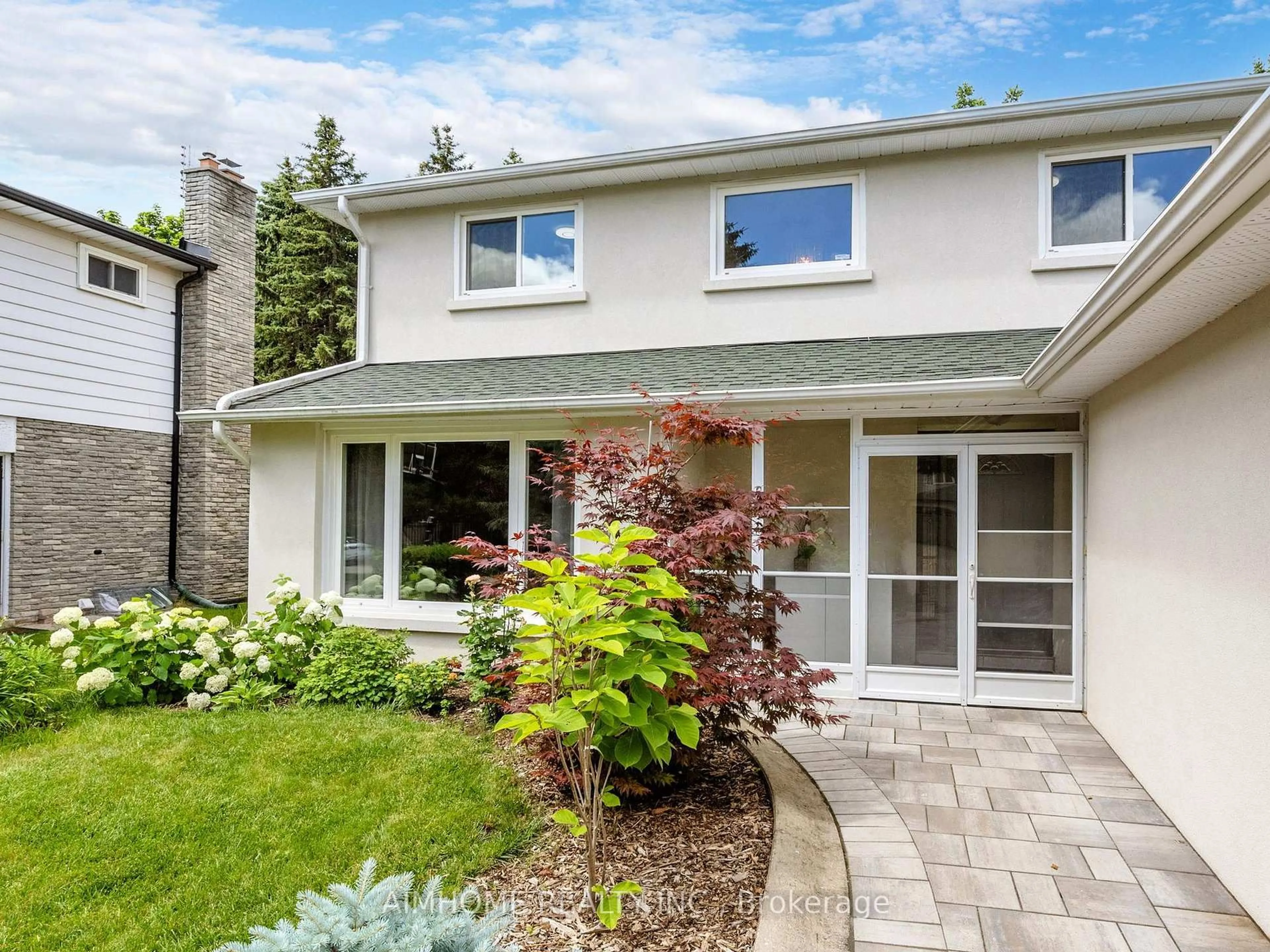 Home with vinyl exterior material, street for 36 Liebeck Cres, Markham Ontario L3R 1Y5