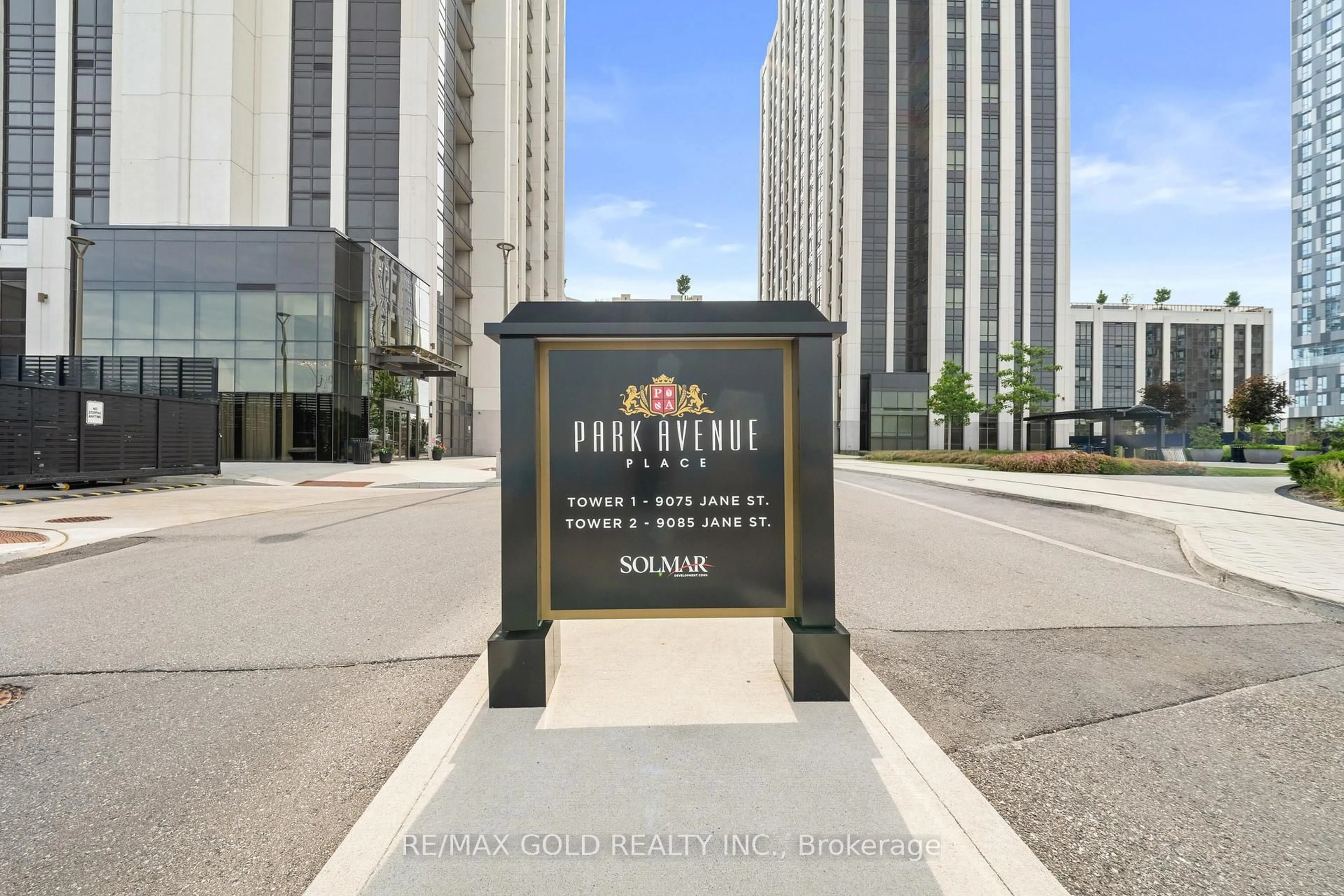 Unknown for 9075 Jane St #618, Vaughan Ontario L4K 0L7