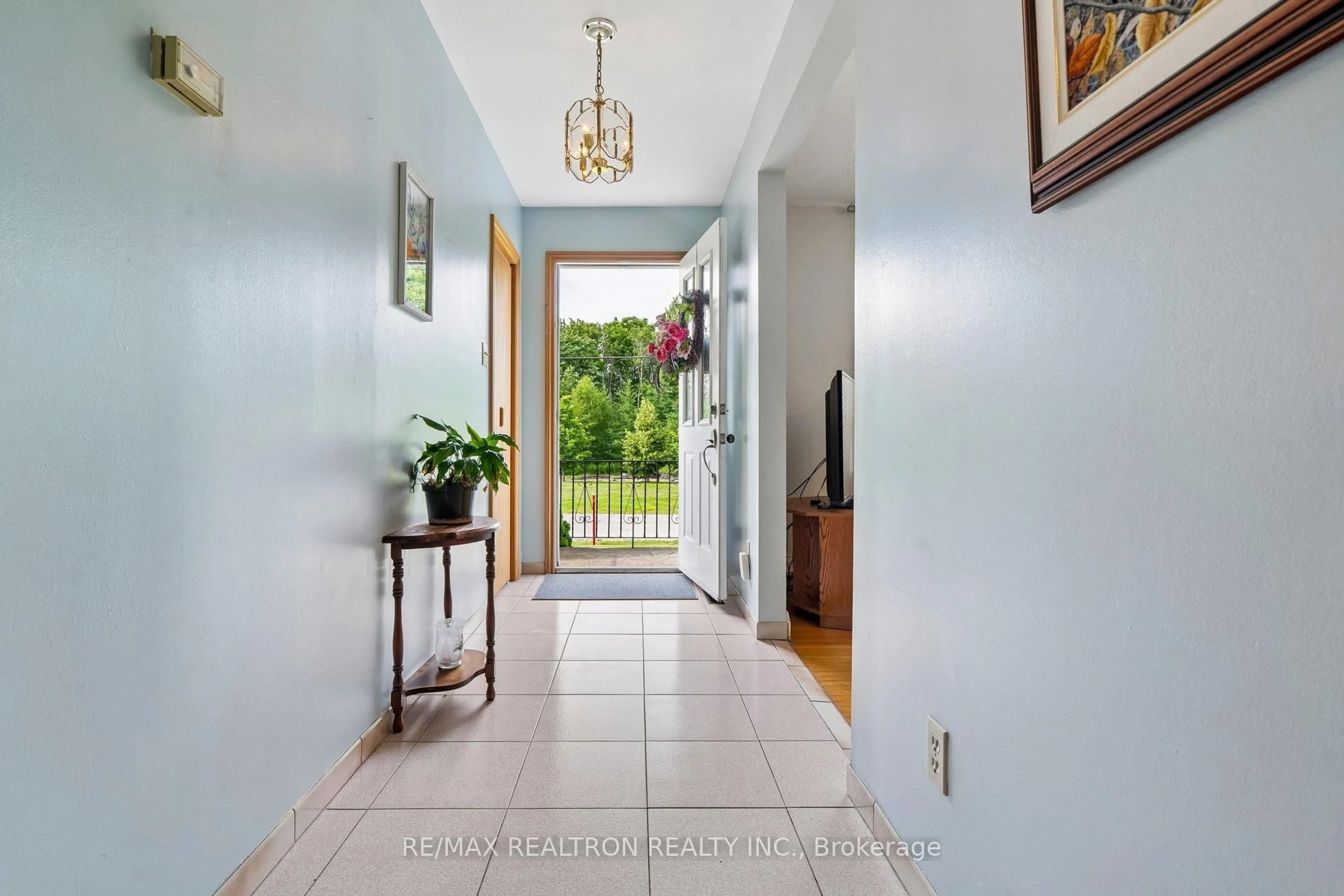 Indoor foyer for 23 George St, Richmond Hill Ontario L4E 2V7