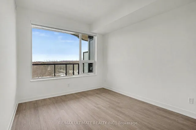 8188 Yonge St #727, Vaughan 3