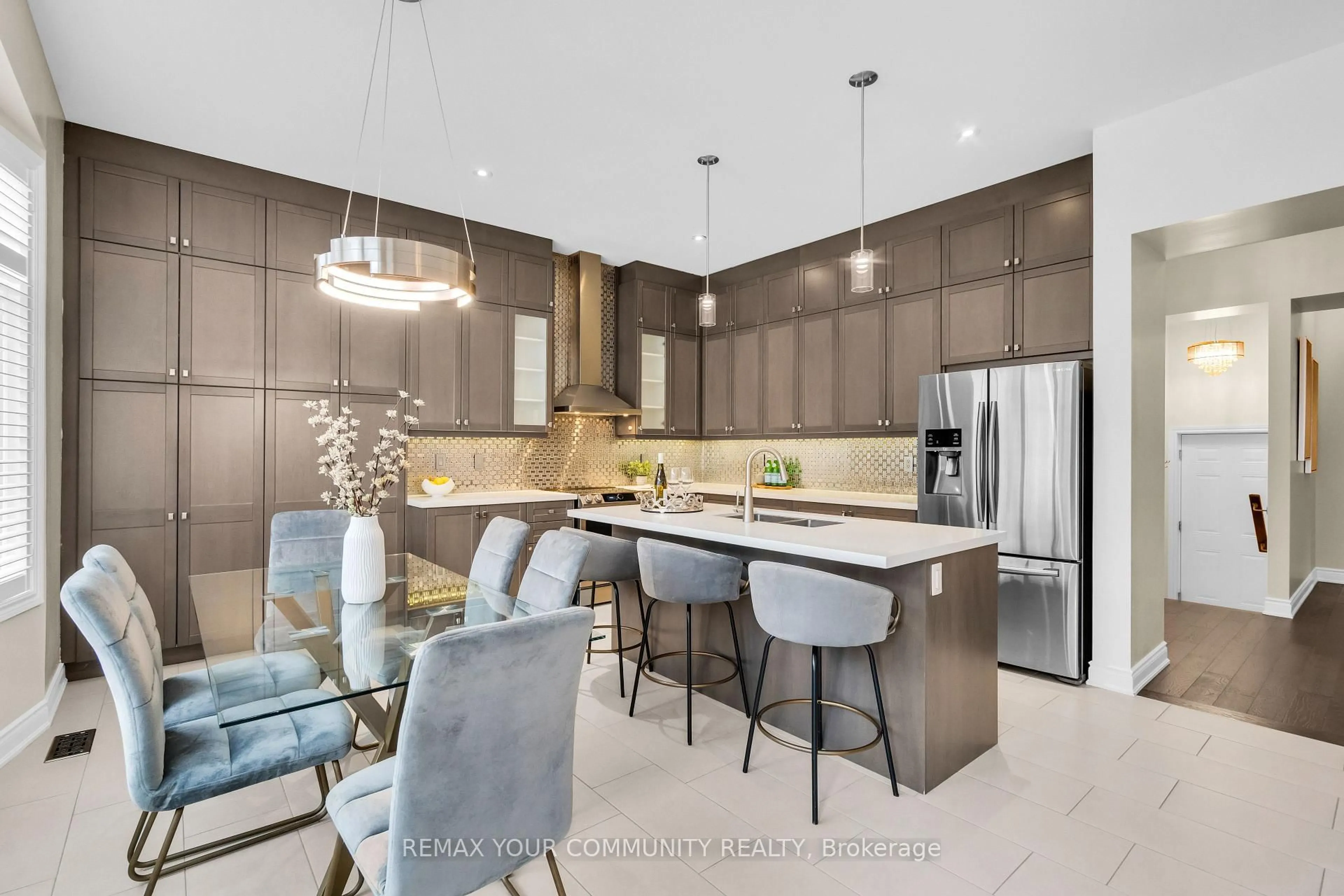 Contemporary kitchen, ceramic/tile floor for 8 King Blvd, King Ontario L7B 0P4