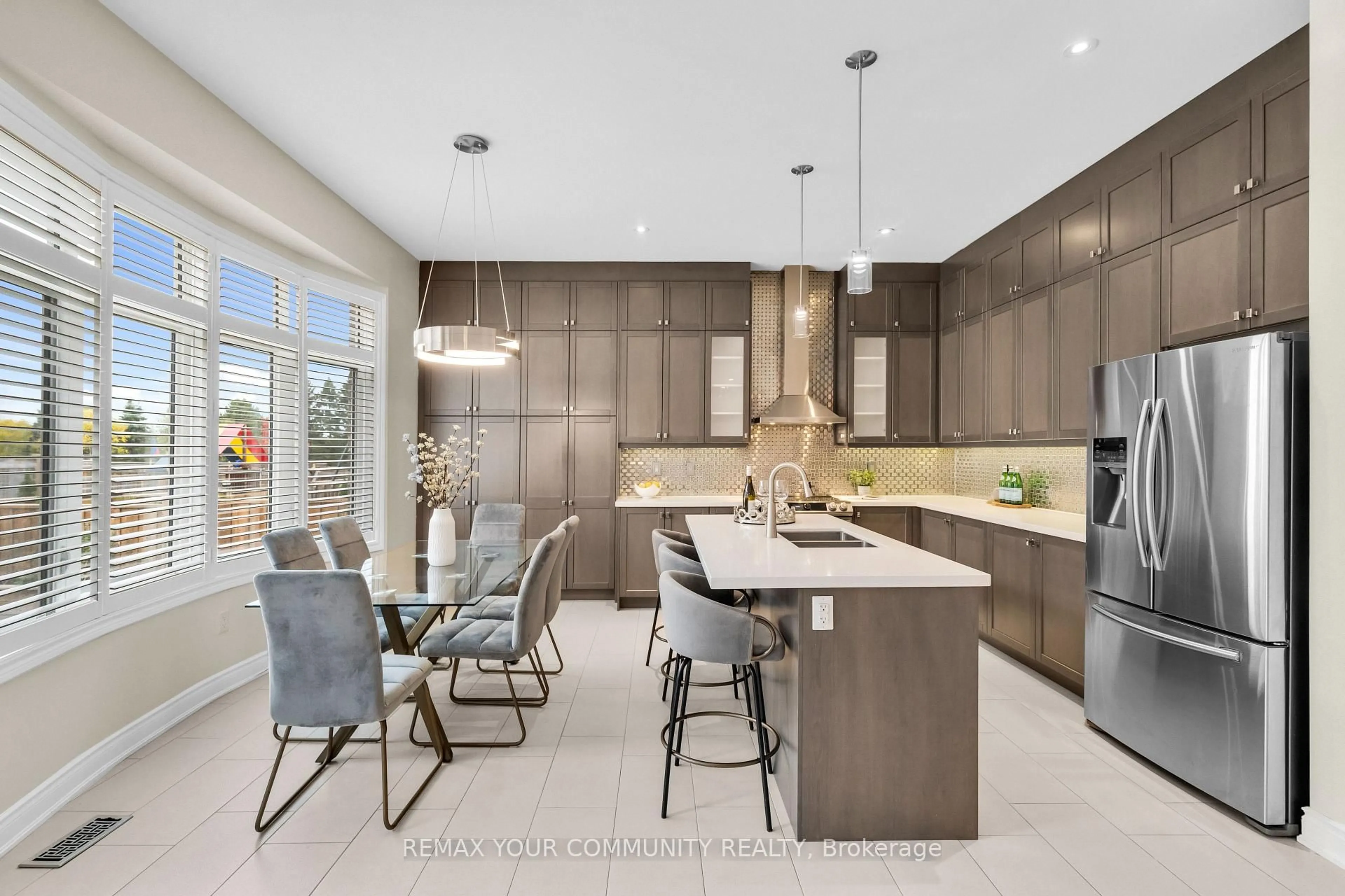 Contemporary kitchen, ceramic/tile floor for 8 King Blvd, King Ontario L7B 0P4