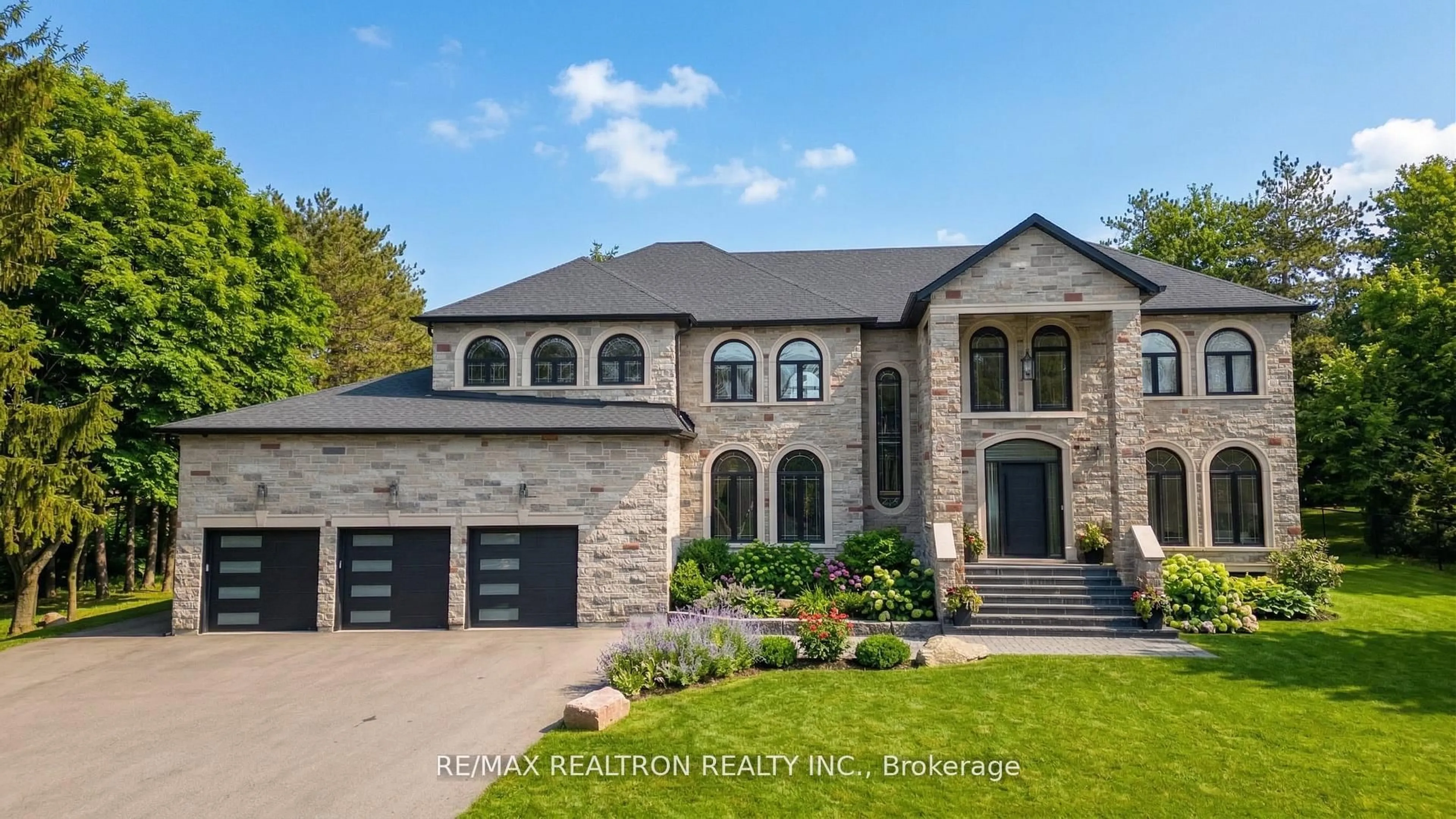 Home with brick exterior material, street for 14705 Jane St, King Ontario L7B 1A3