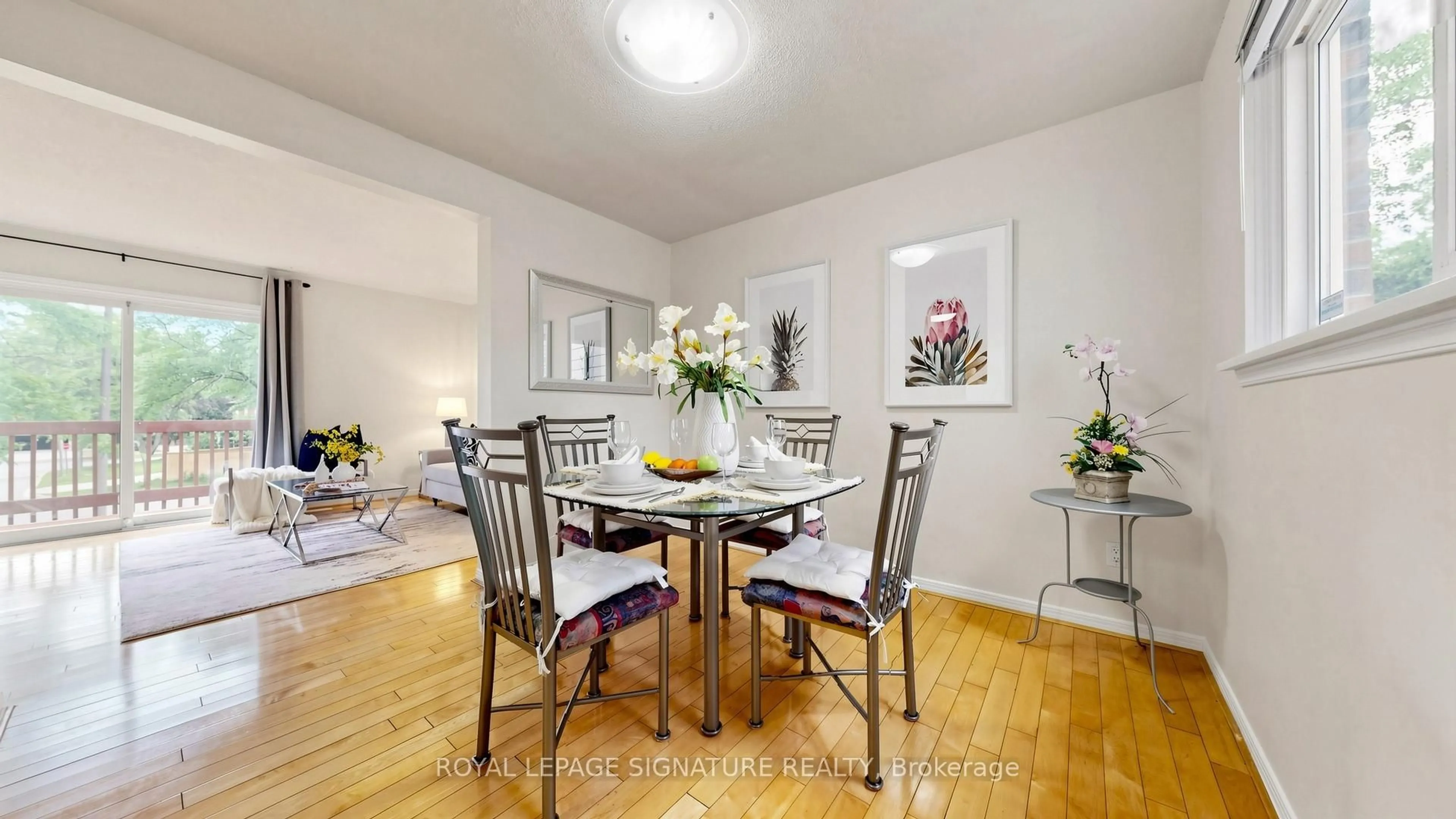 Dining room, wood/laminate floor for 12 Linton Crt, Markham Ontario L3T 5M9