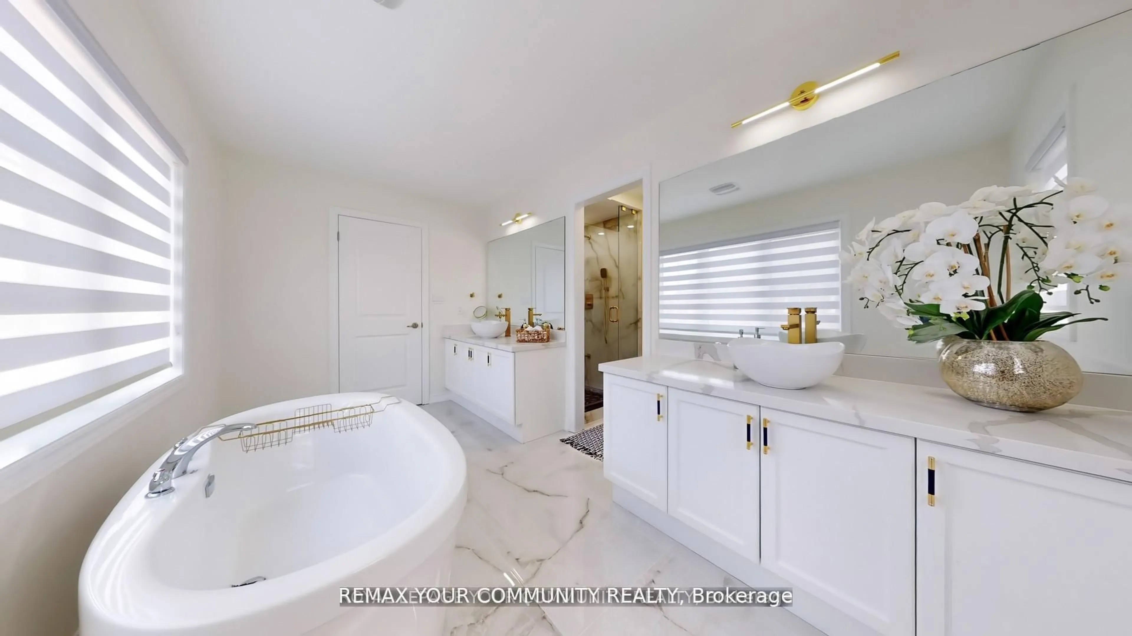 Contemporary bathroom, ceramic/tile floor for 1072 Wickham Rd, Innisfil Ontario L9S 0P8