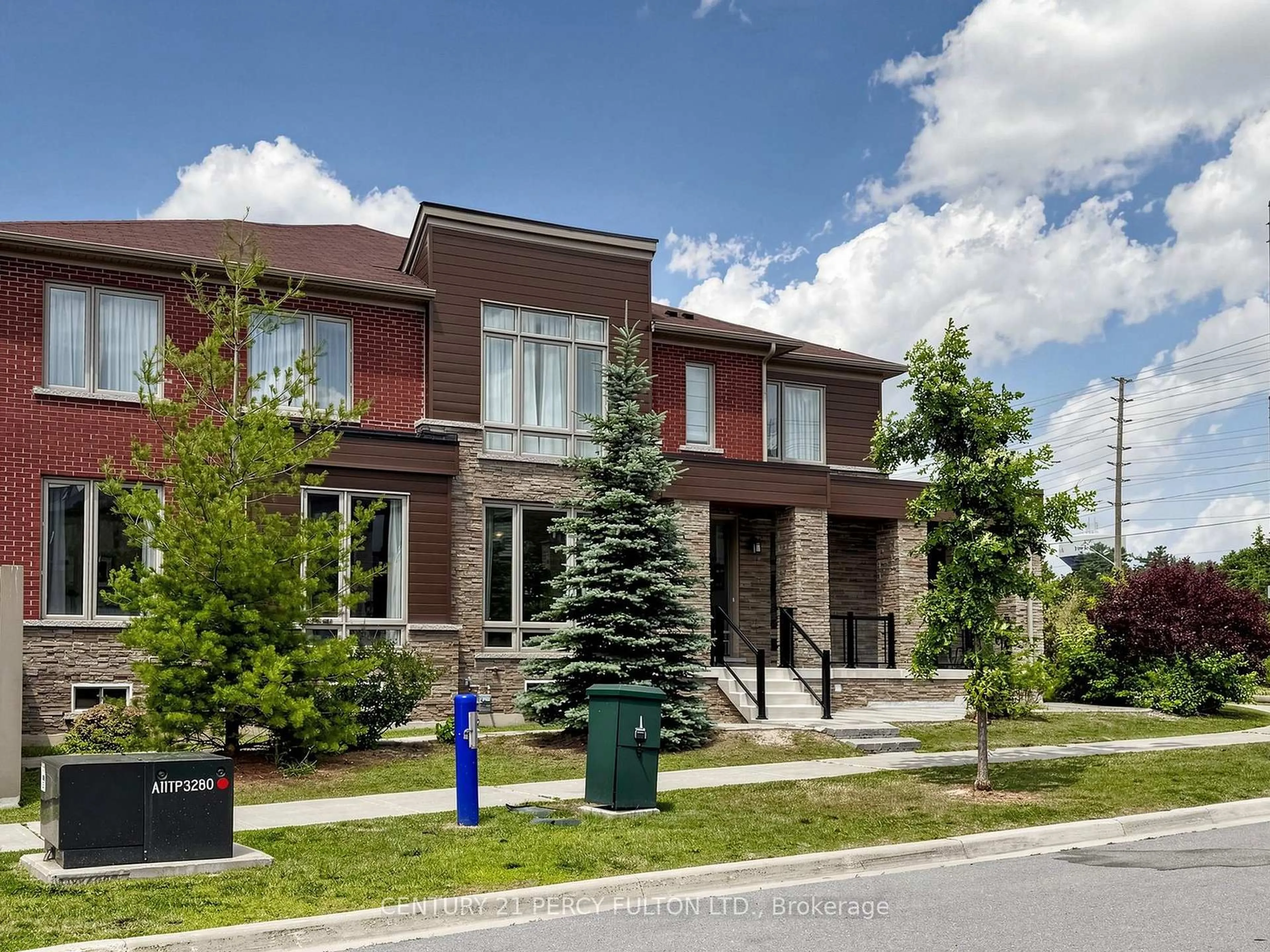 Home with brick exterior material, street for 91 Badgerow Way, Aurora Ontario L4G 0Z5