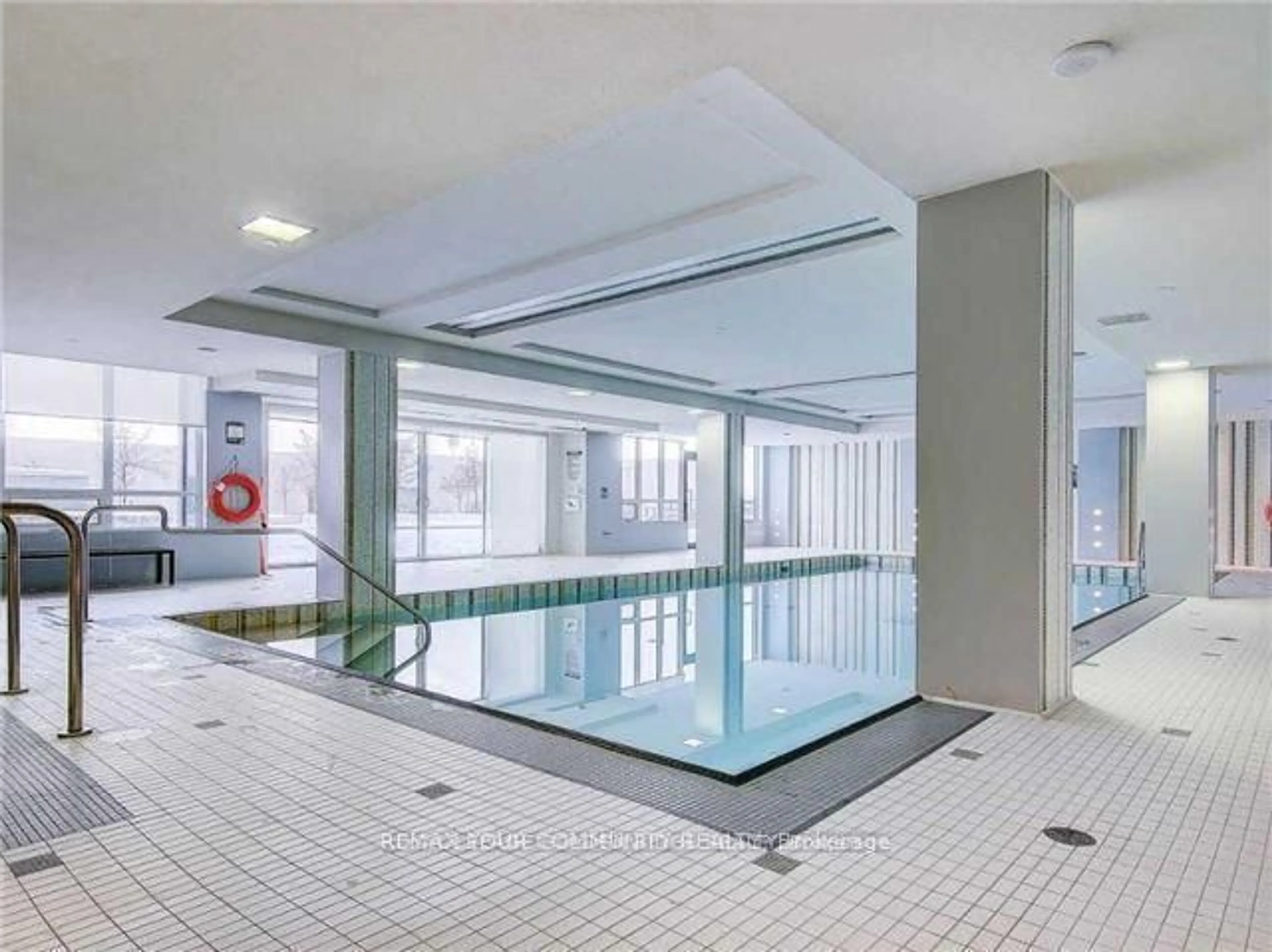 Pool for 7161 YONGE St #2231, Markham Ontario L3T 0C8