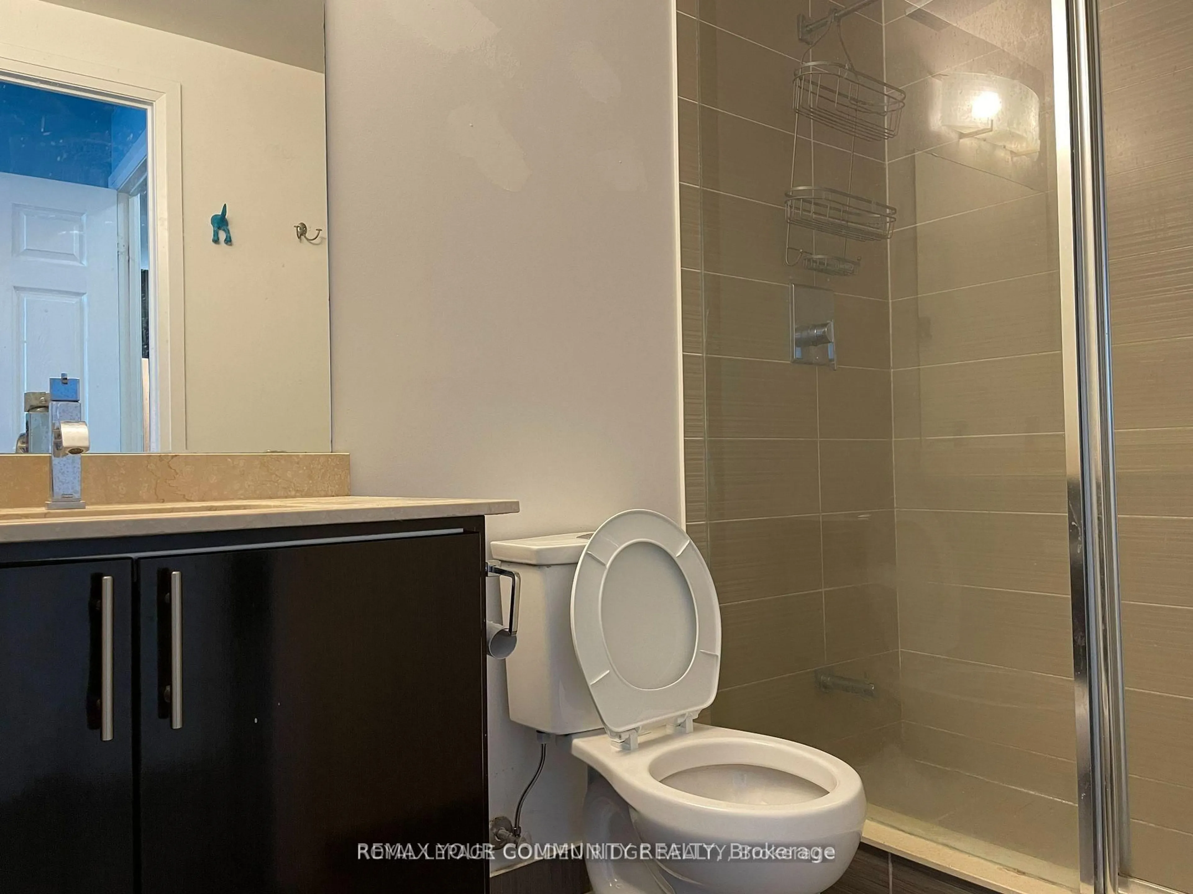 Standard bathroom, unknown for 7161 YONGE St #2231, Markham Ontario L3T 0C8