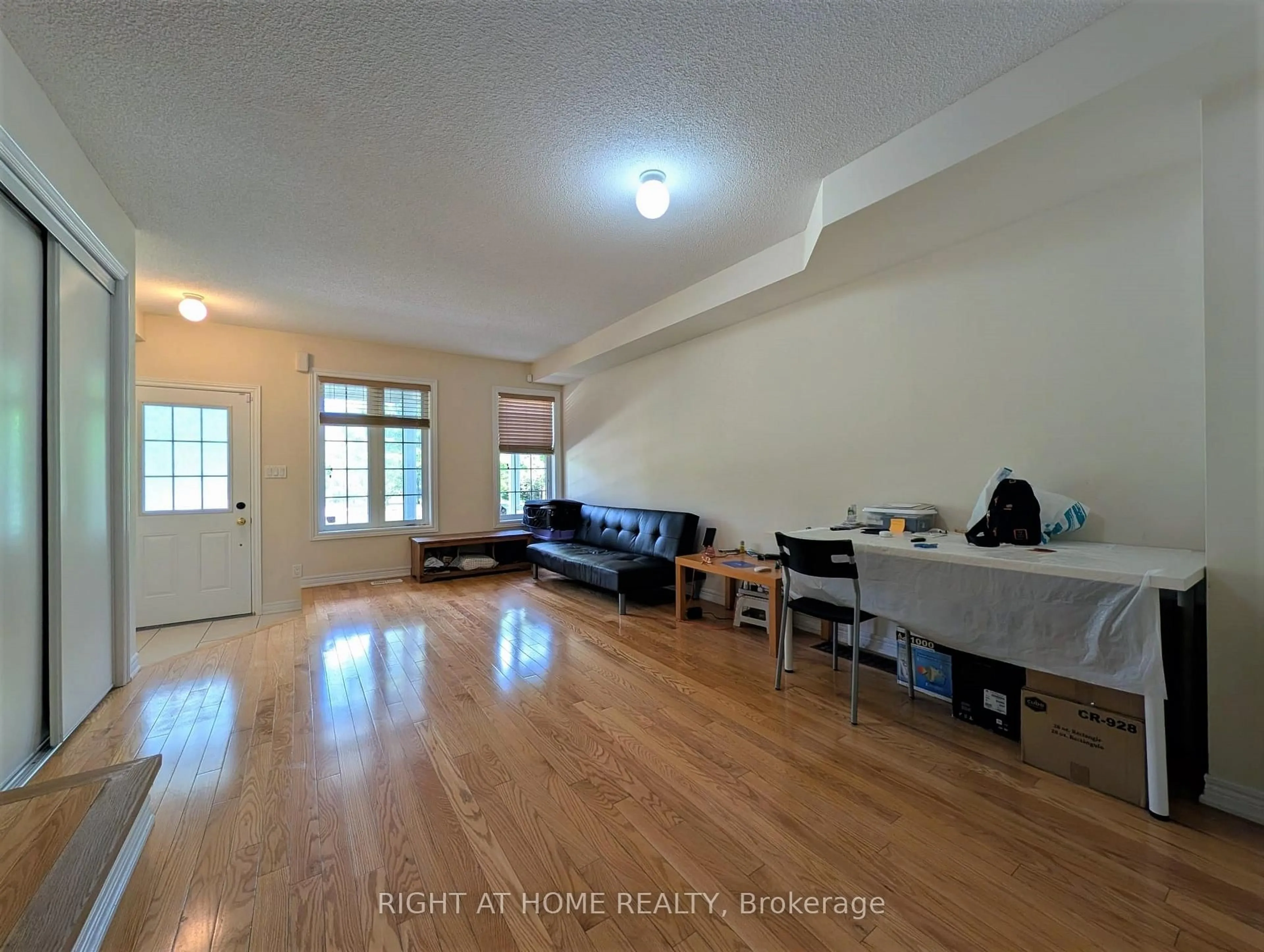 A pic of a room for 279 Caboto Tr, Markham Ontario L3R 0R5
