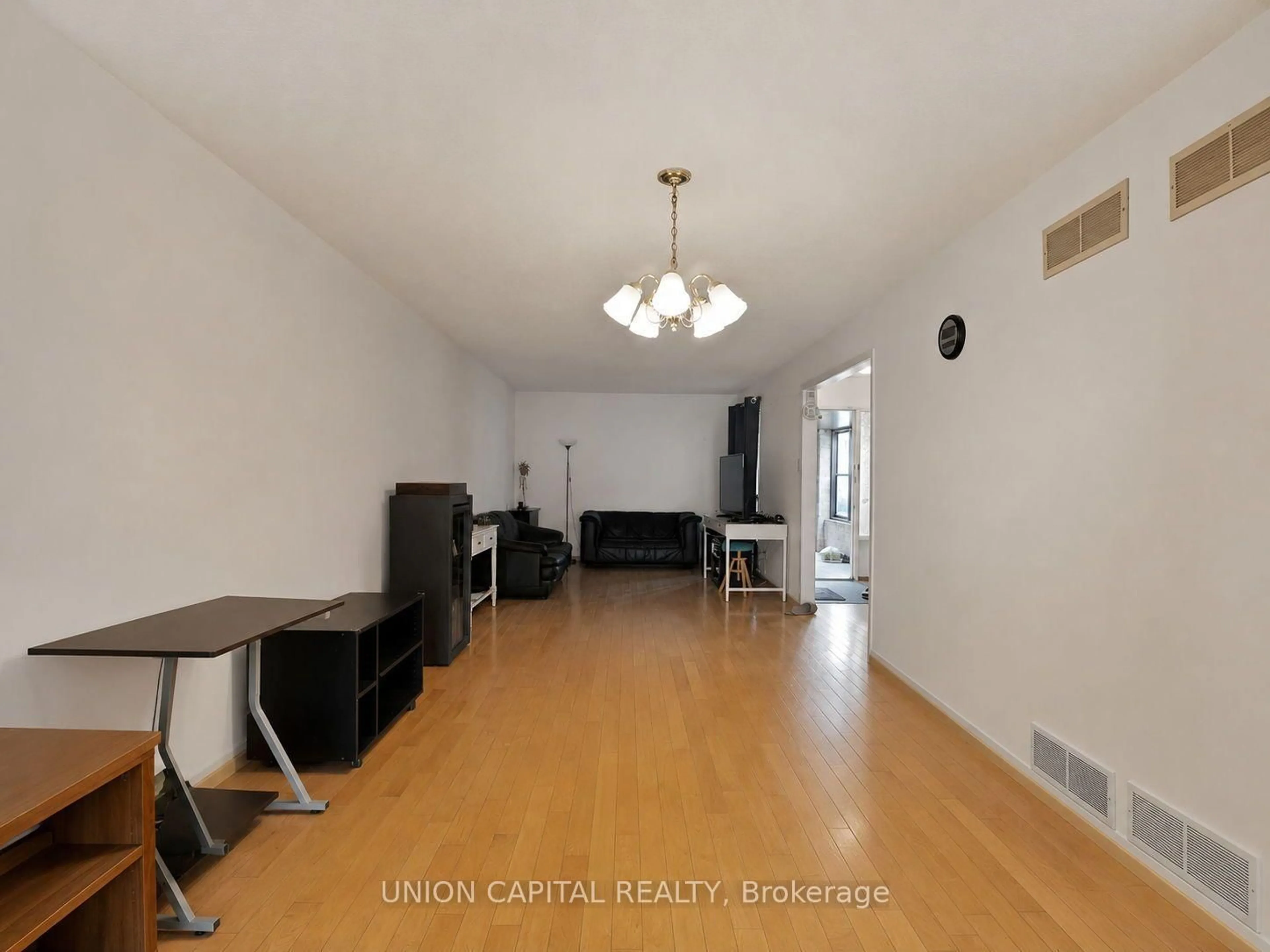 Unknown for 34 Timbers Circ, Markham Ontario L3S 1E4