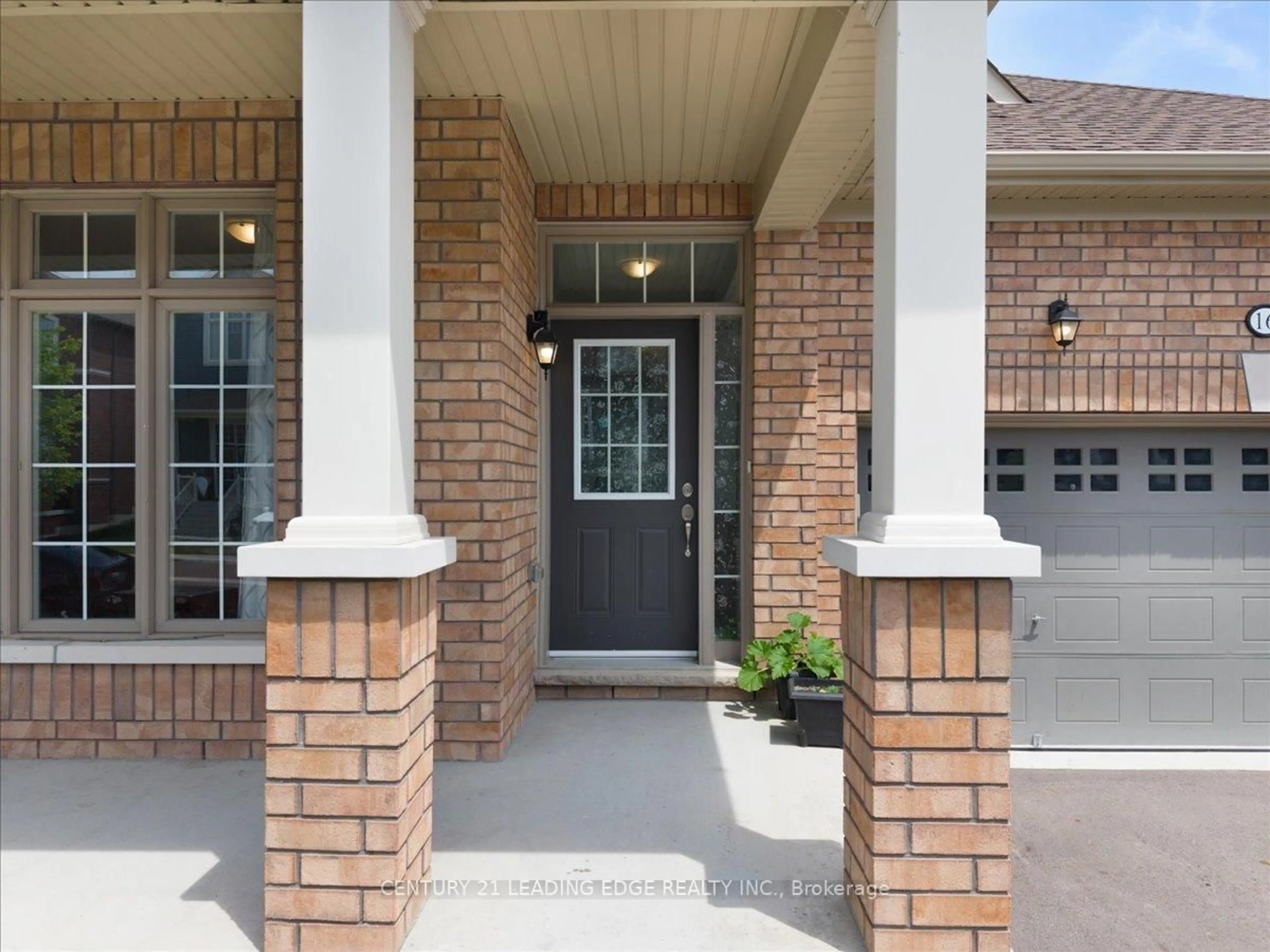Home with brick exterior material, street for 16 Faimira Ave, Georgina Ontario L4P 0S4