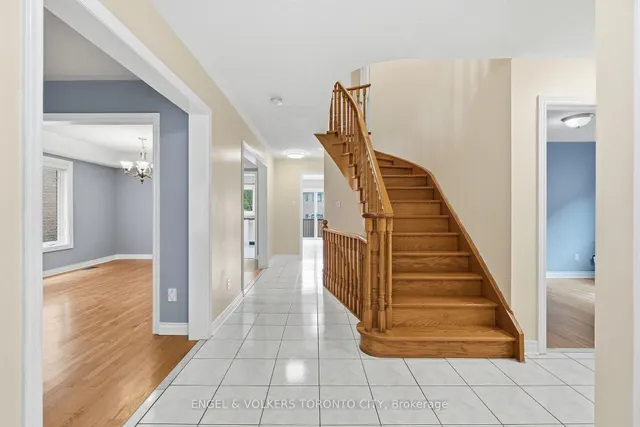24 Timber Valley Ave, Richmond Hill 5