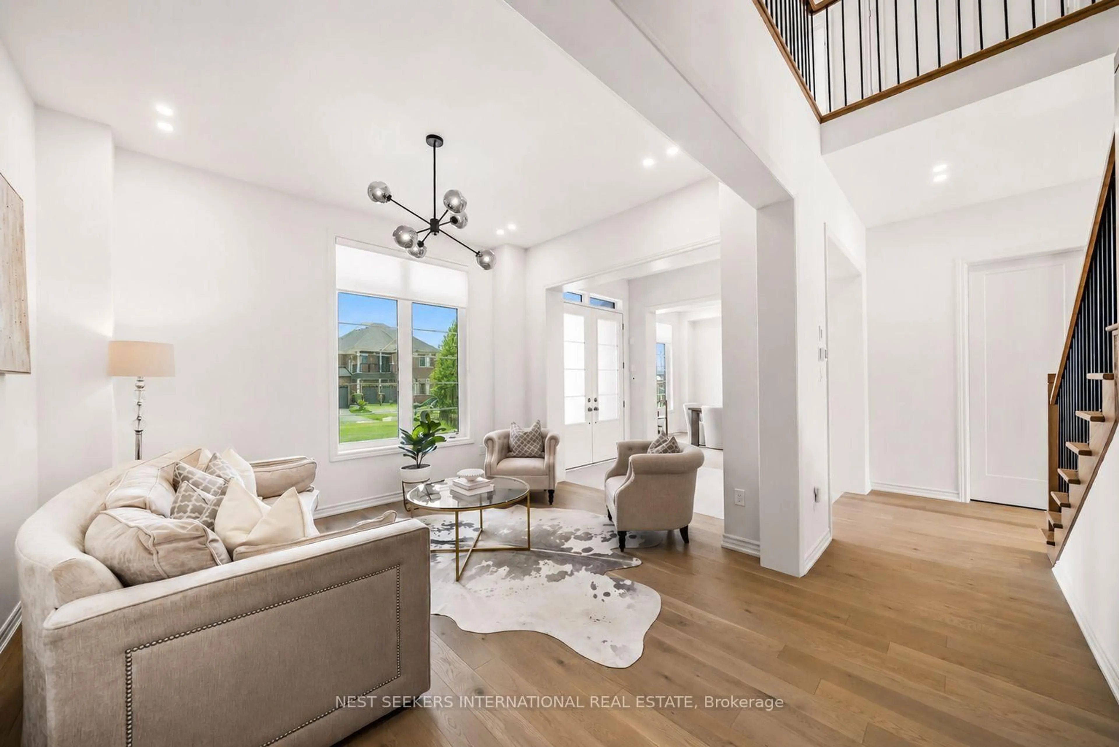 Living room with furniture, unknown for 29 Marigold Blvd, Adjala-Tosorontio Ontario L0G 1W0