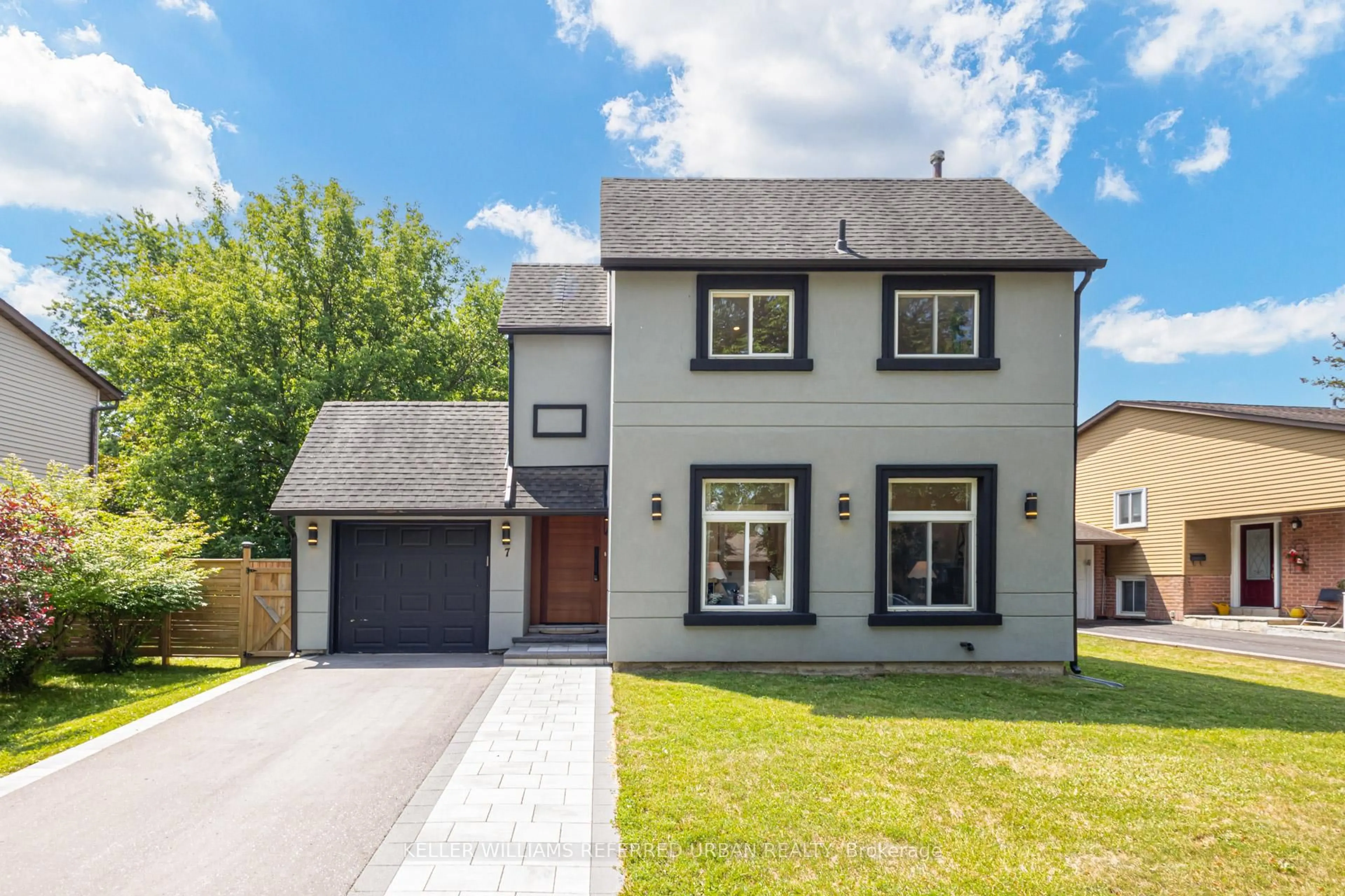 Home with brick exterior material, street for 7 Cossar Dr, Aurora Ontario L4G 3N6