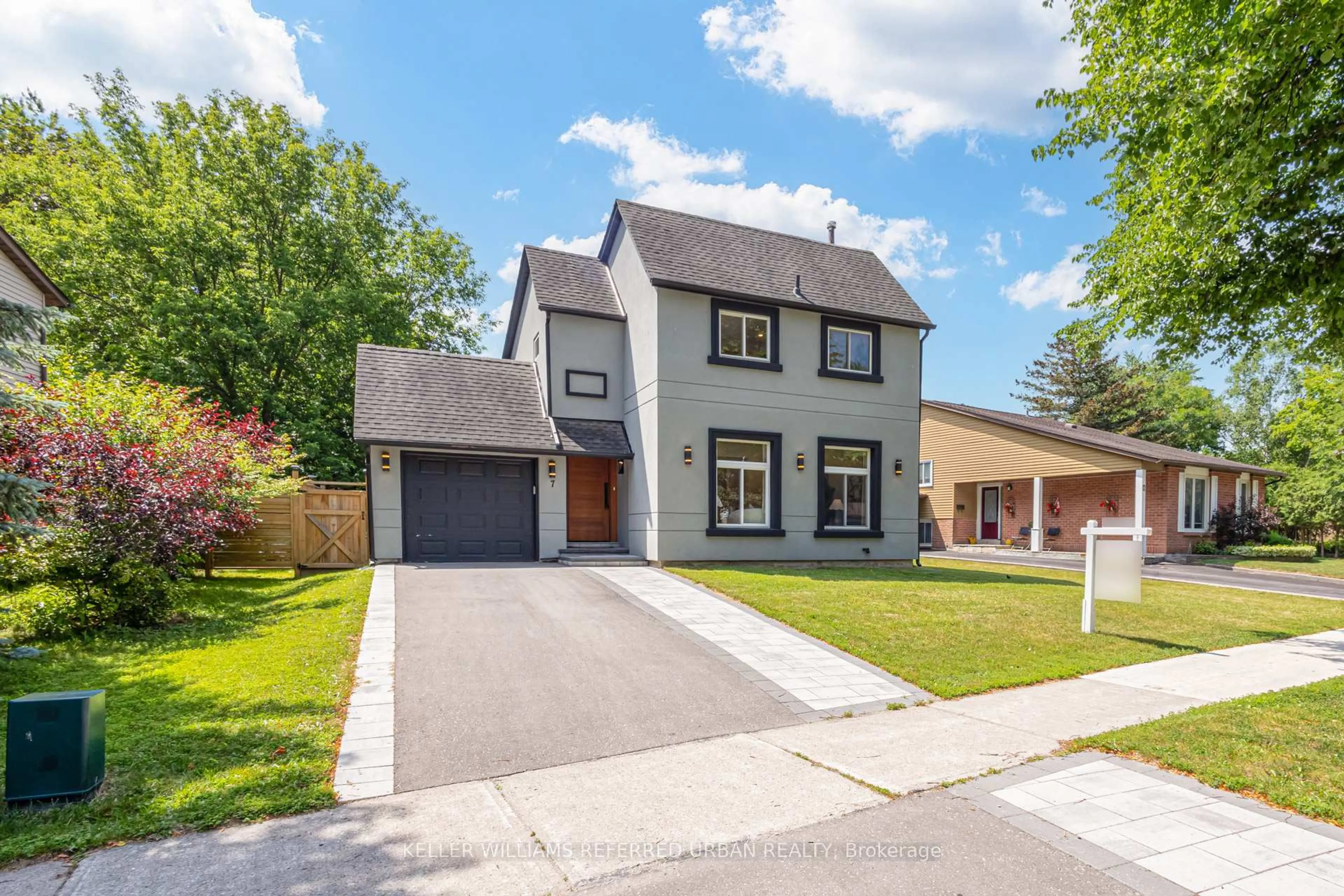Home with brick exterior material, street for 7 Cossar Dr, Aurora Ontario L4G 3N6