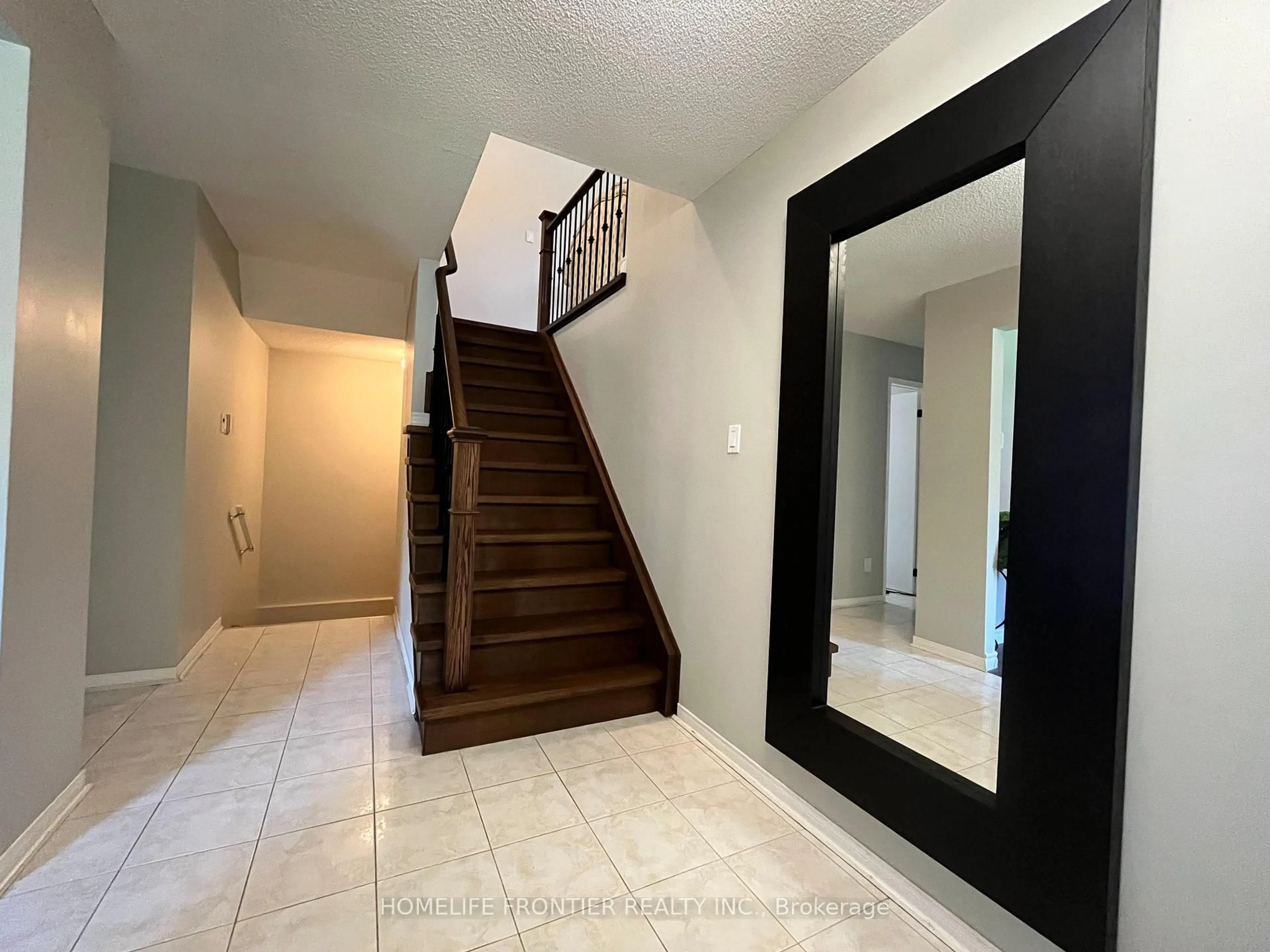 Unknown for 36 Tamara Dr, Richmond Hill Ontario L4S 1E4
