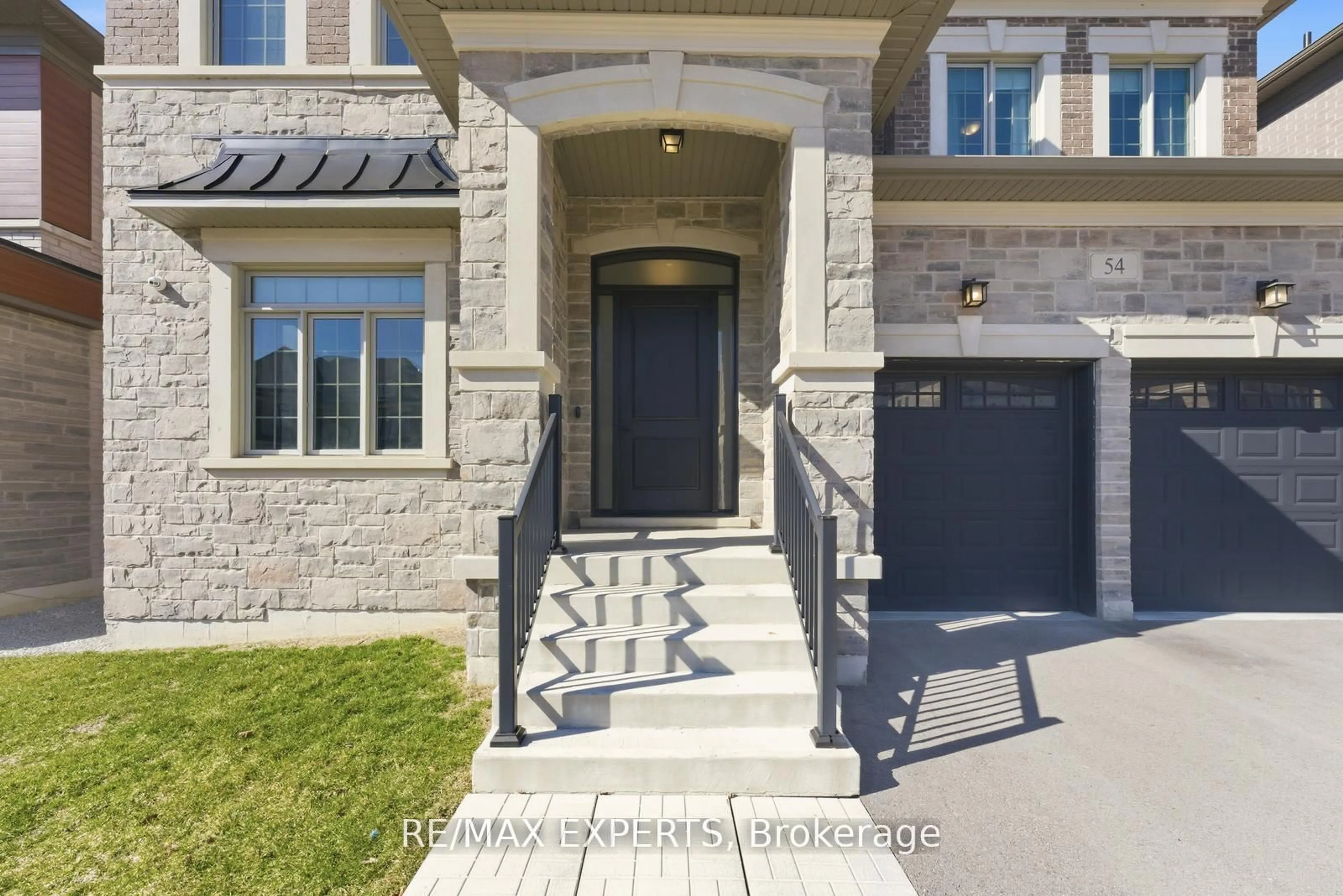Home with brick exterior material, street for 54 Winthrop Cres, Vaughan Ontario L3L 0E5