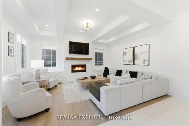 54 Winthrop Cres, Vaughan 5