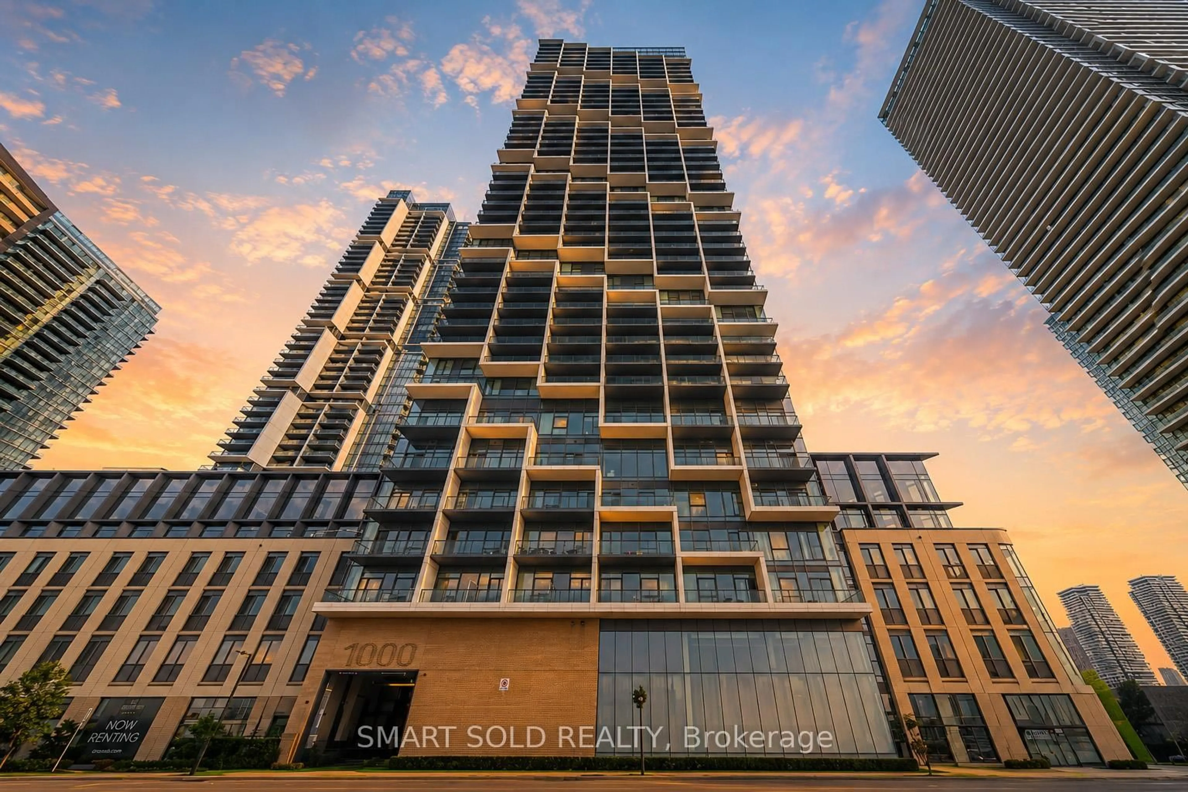 A pic from outside/outdoor area/front of a property/back of a property/a pic from drone, building for 1000 Portage Pkwy #906, Vaughan Ontario L4K 0L1