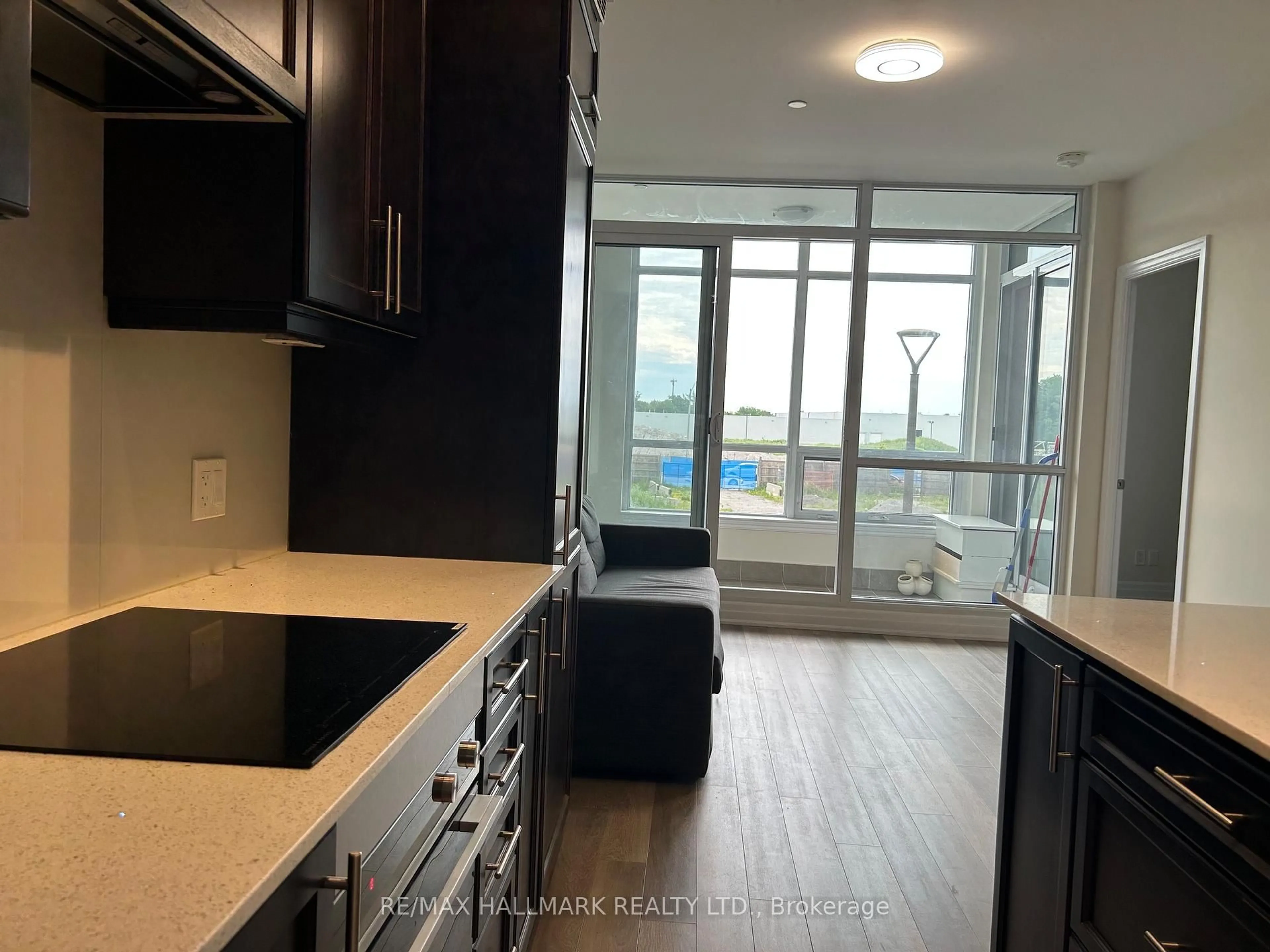 Unknown for 9085 Jane St #219, Vaughan Ontario L4K 0L8