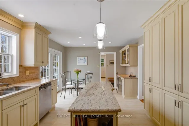 1836 Quantz Cres, Innisfil 5
