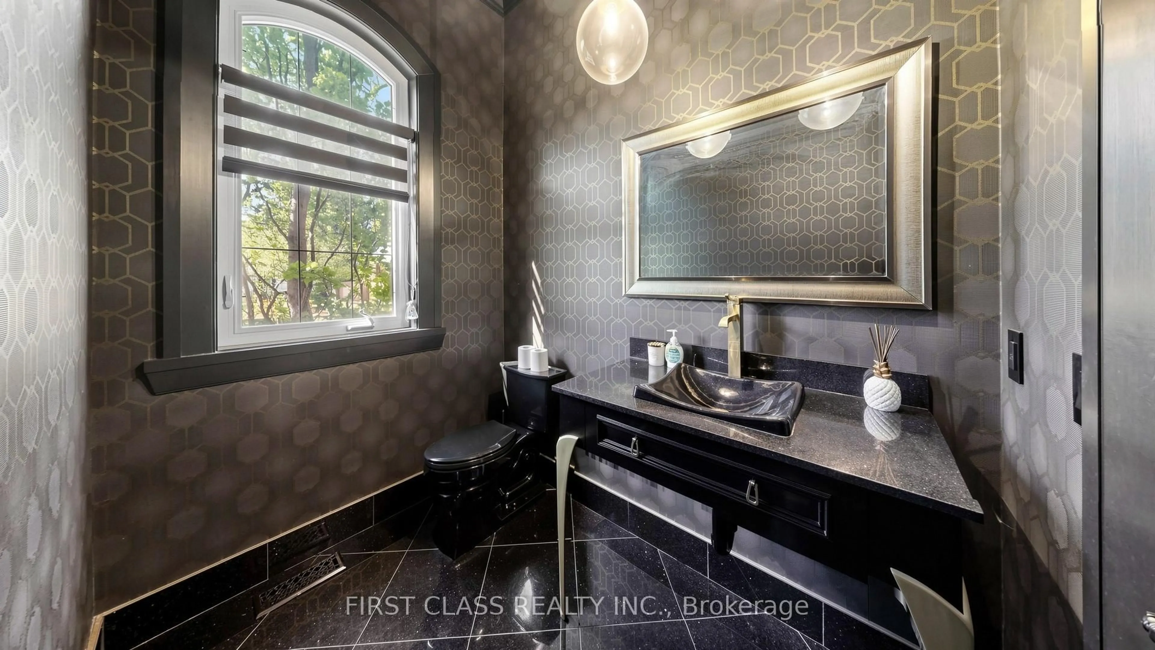 Contemporary bathroom, ceramic/tile floor for 38 Maple Grove Ave, Richmond Hill Ontario L4E 2T8