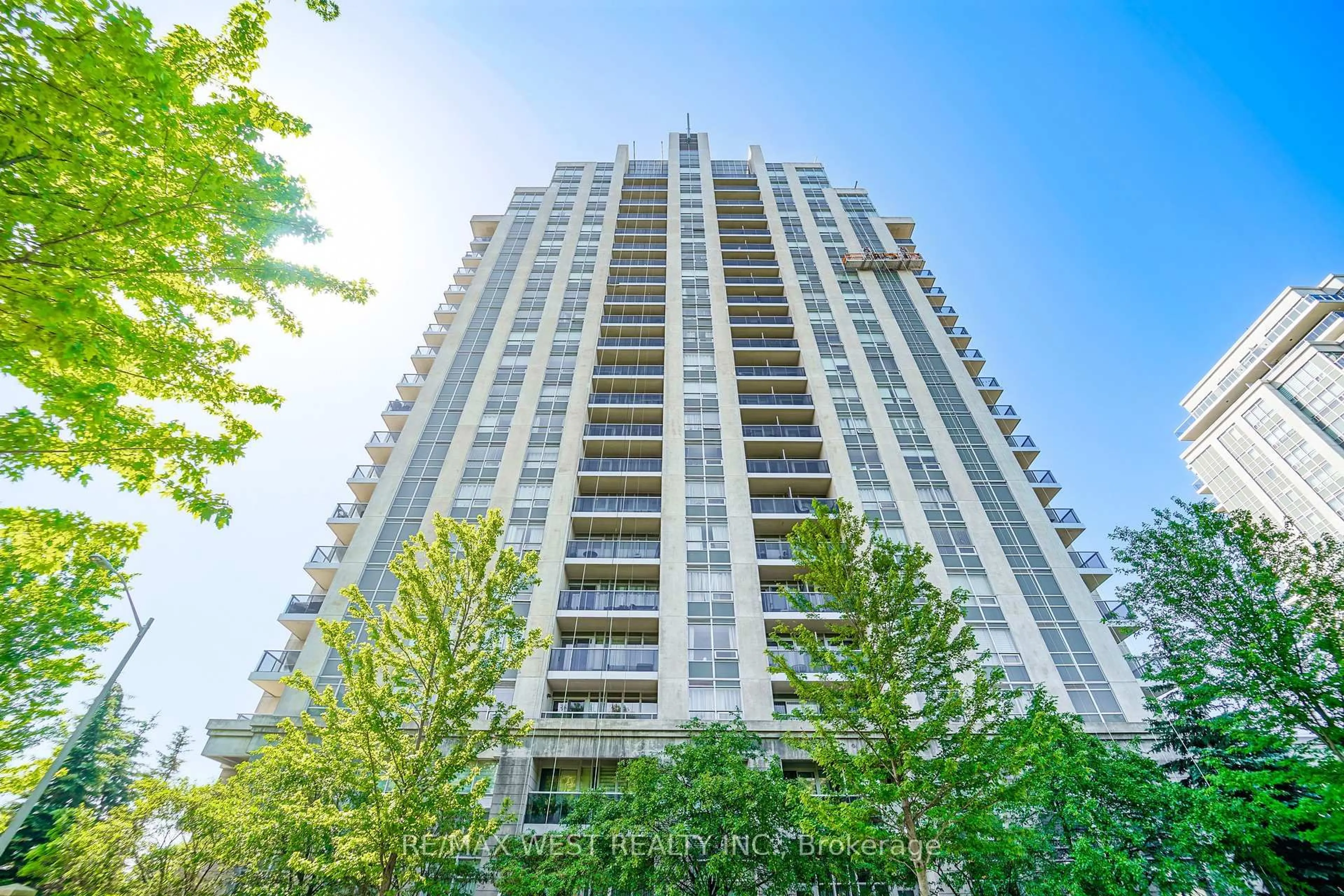 Unknown for 7 North Park Rd #1808, Vaughan Ontario L4J 0C9