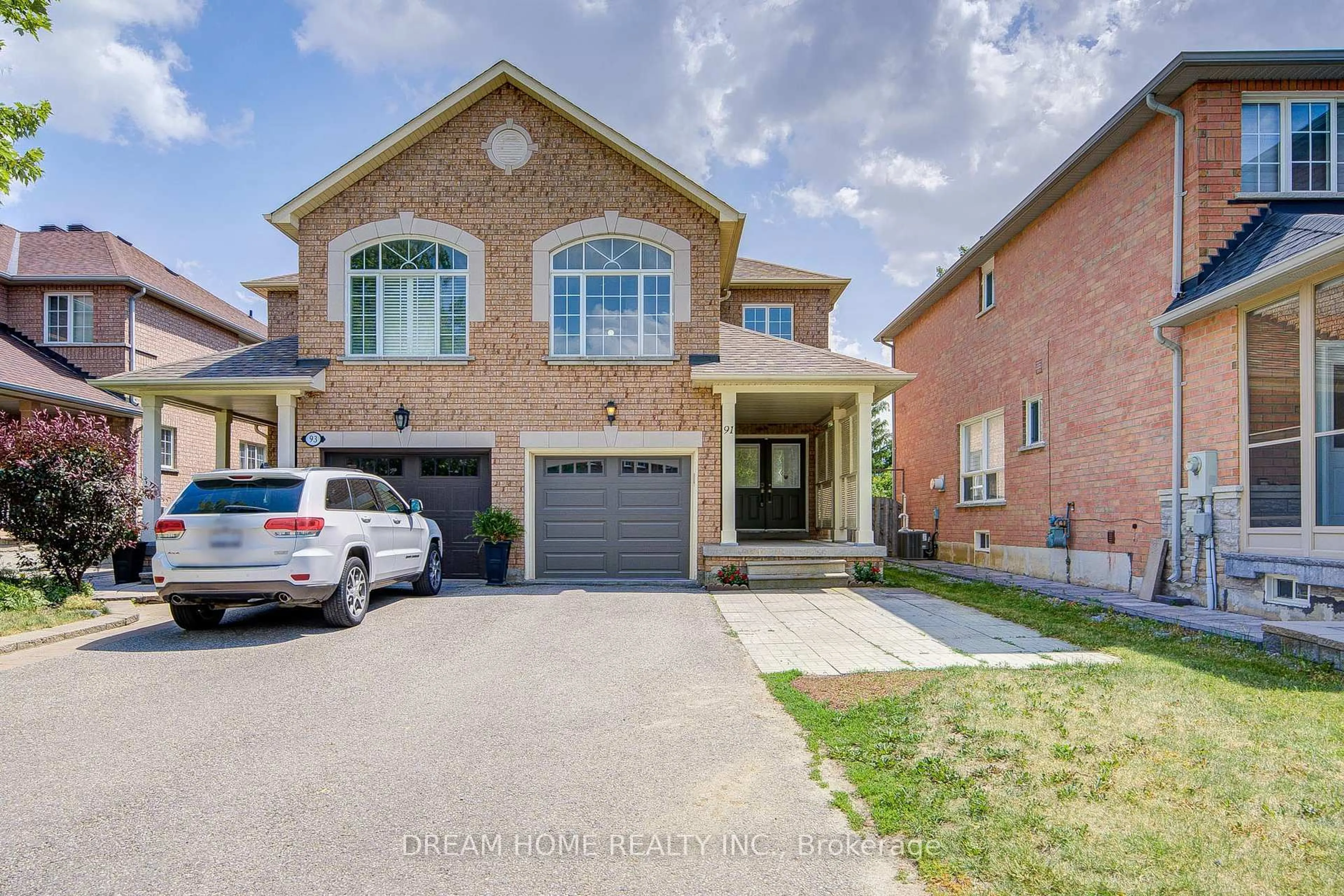 Home with brick exterior material, street for 91 Briar Path Lane, Markham Ontario L6C 2C7