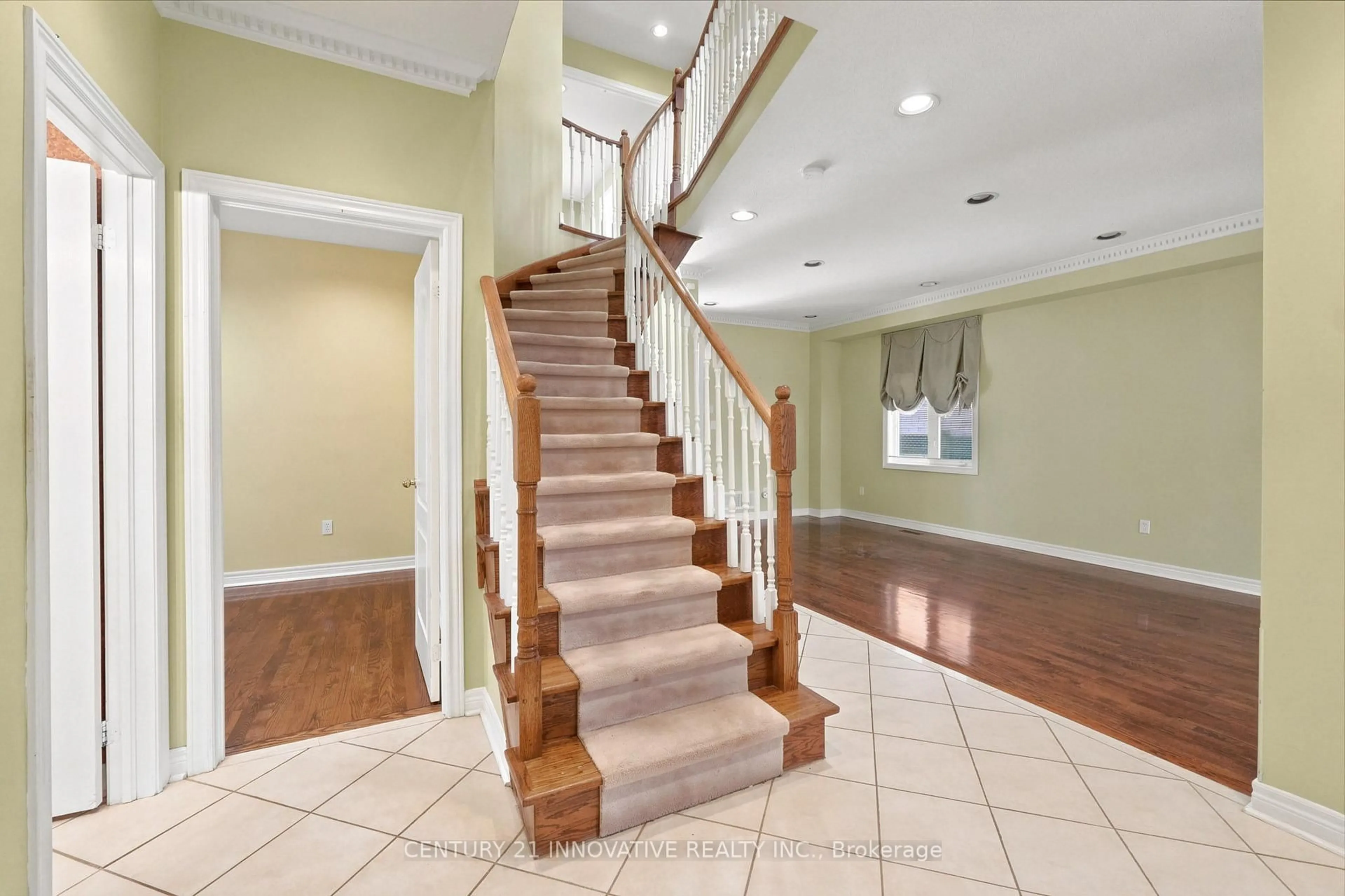 Unknown for 57 Avenida St, Markham Ontario L3S 4J6