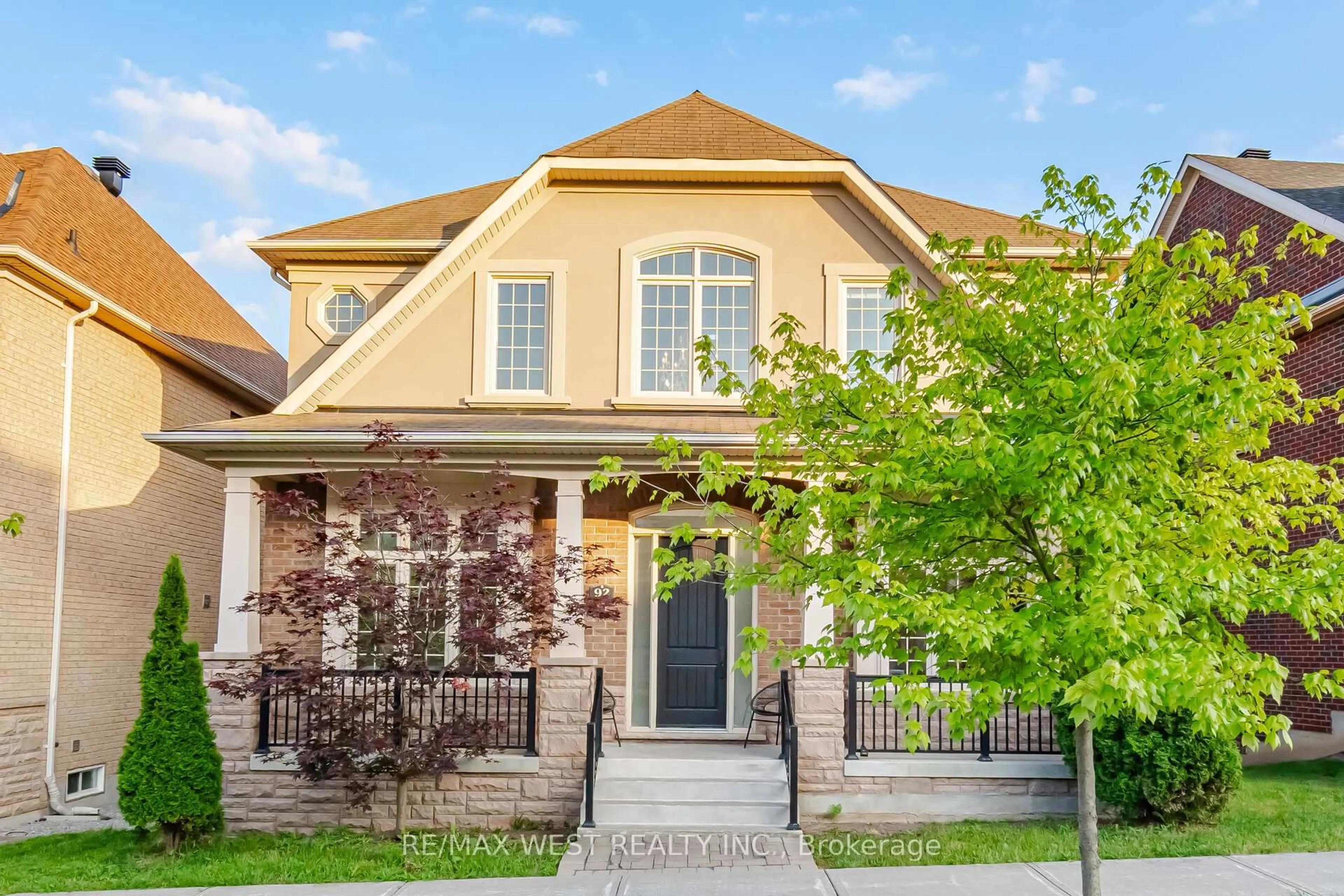 Home with brick exterior material, street for 92 Glengordon Cres, Markham Ontario L6C 0K1